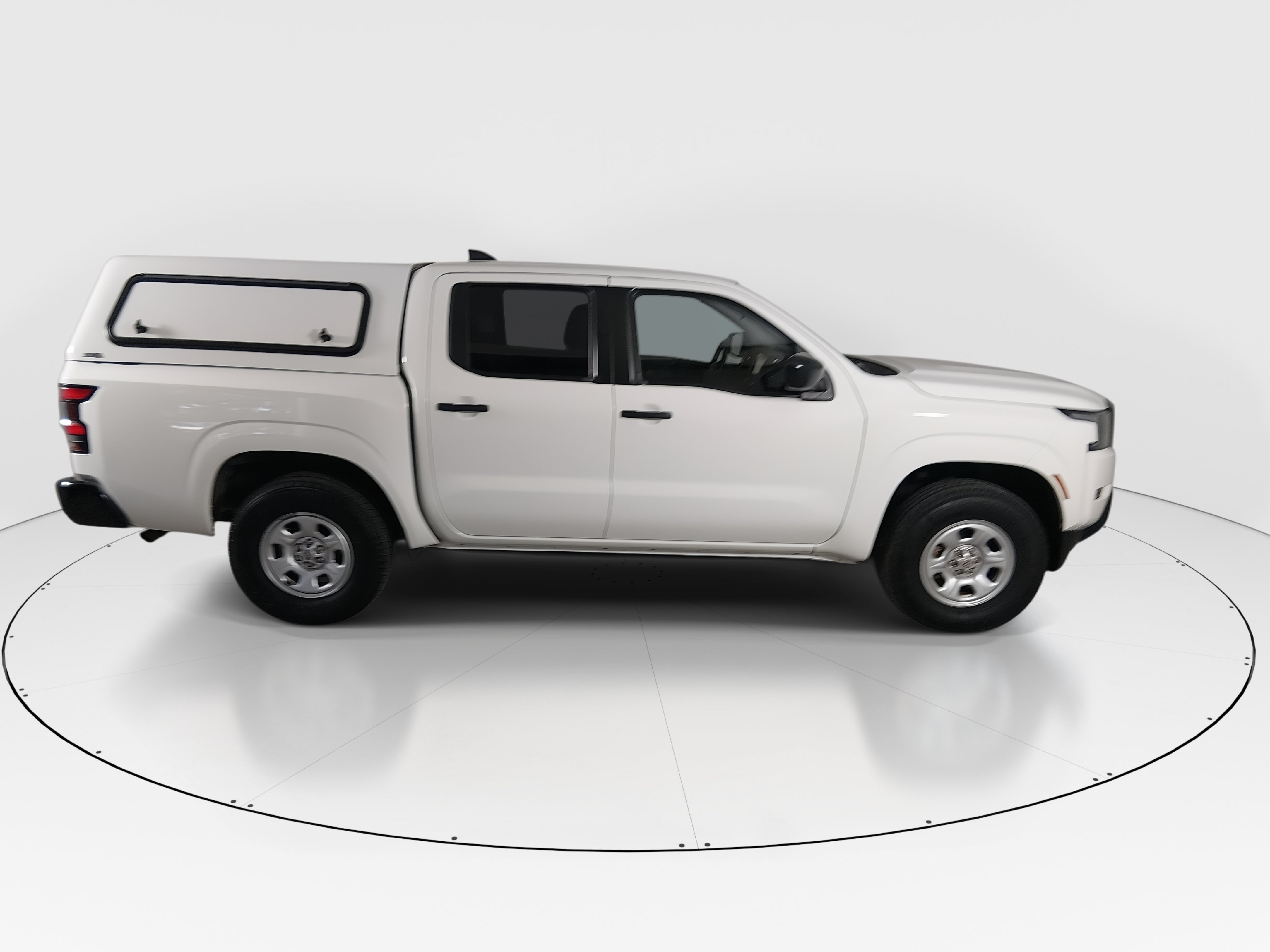 2024 Nissan Frontier S - Photo 8