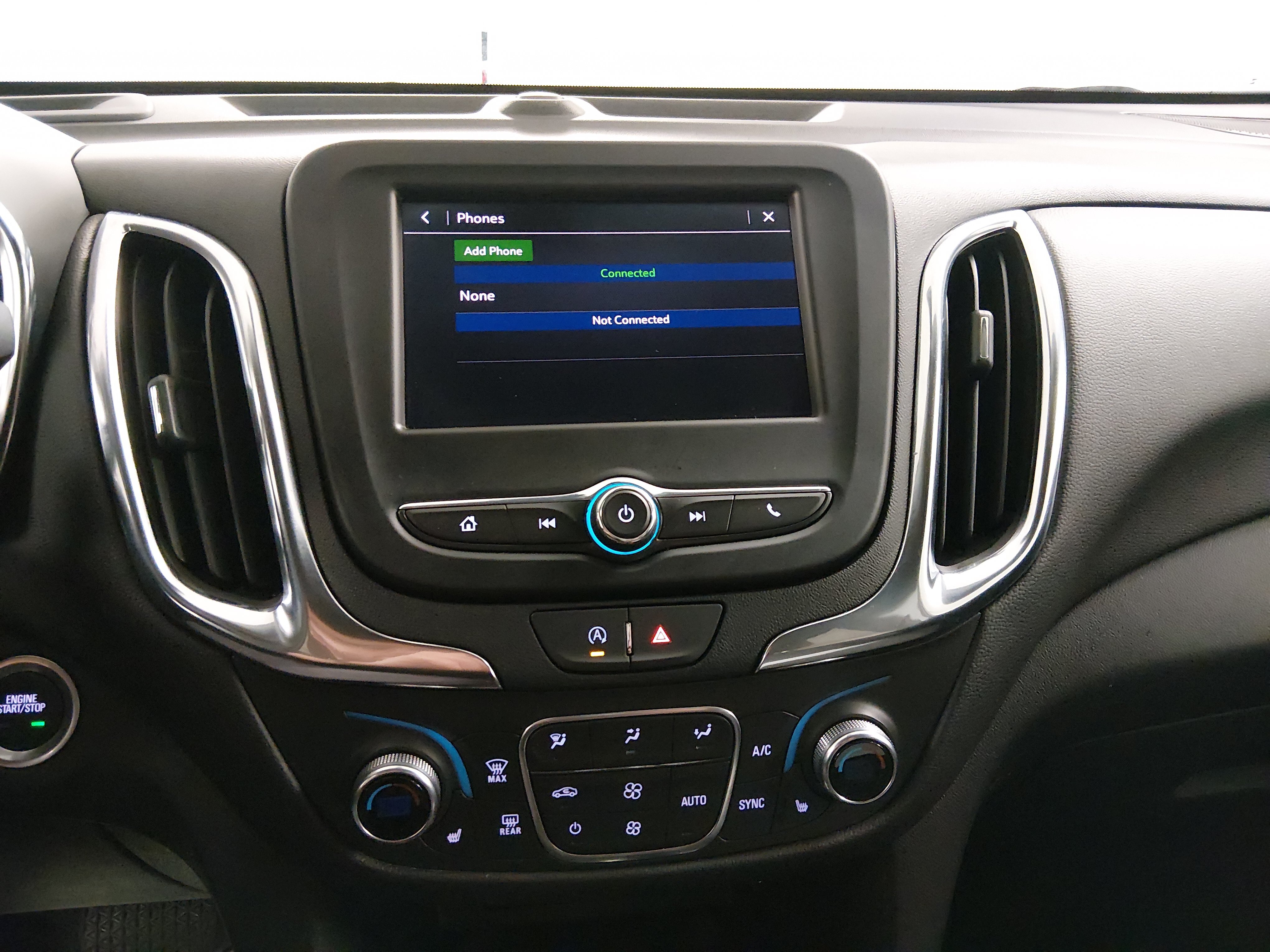 2024 Chevrolet Equinox LT - Photo 13