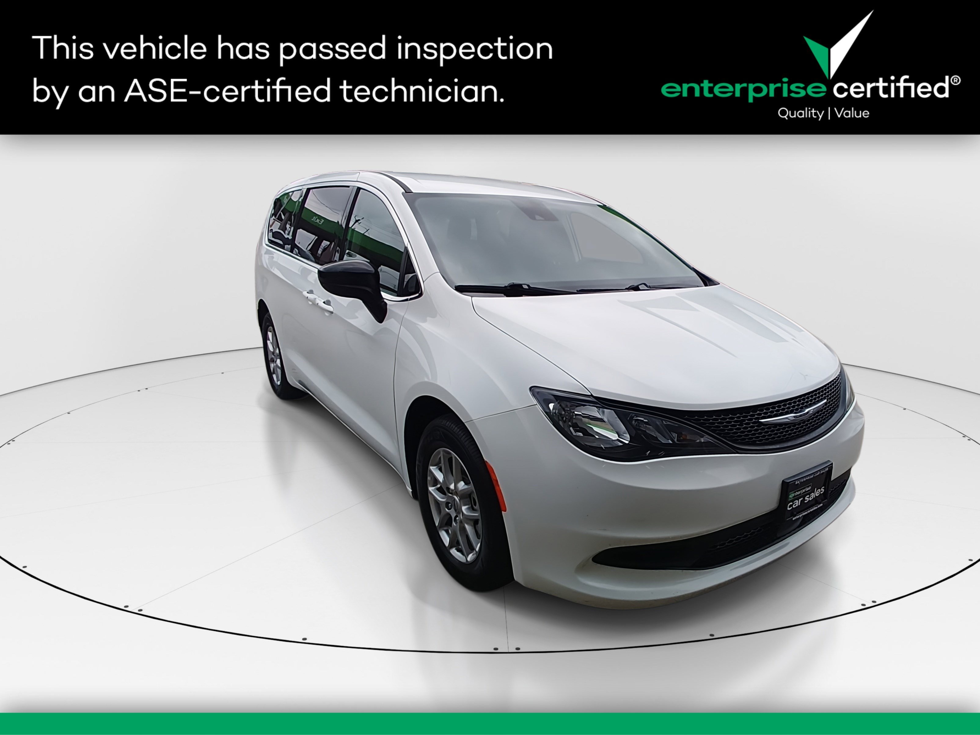 2024 Chrysler Voyager