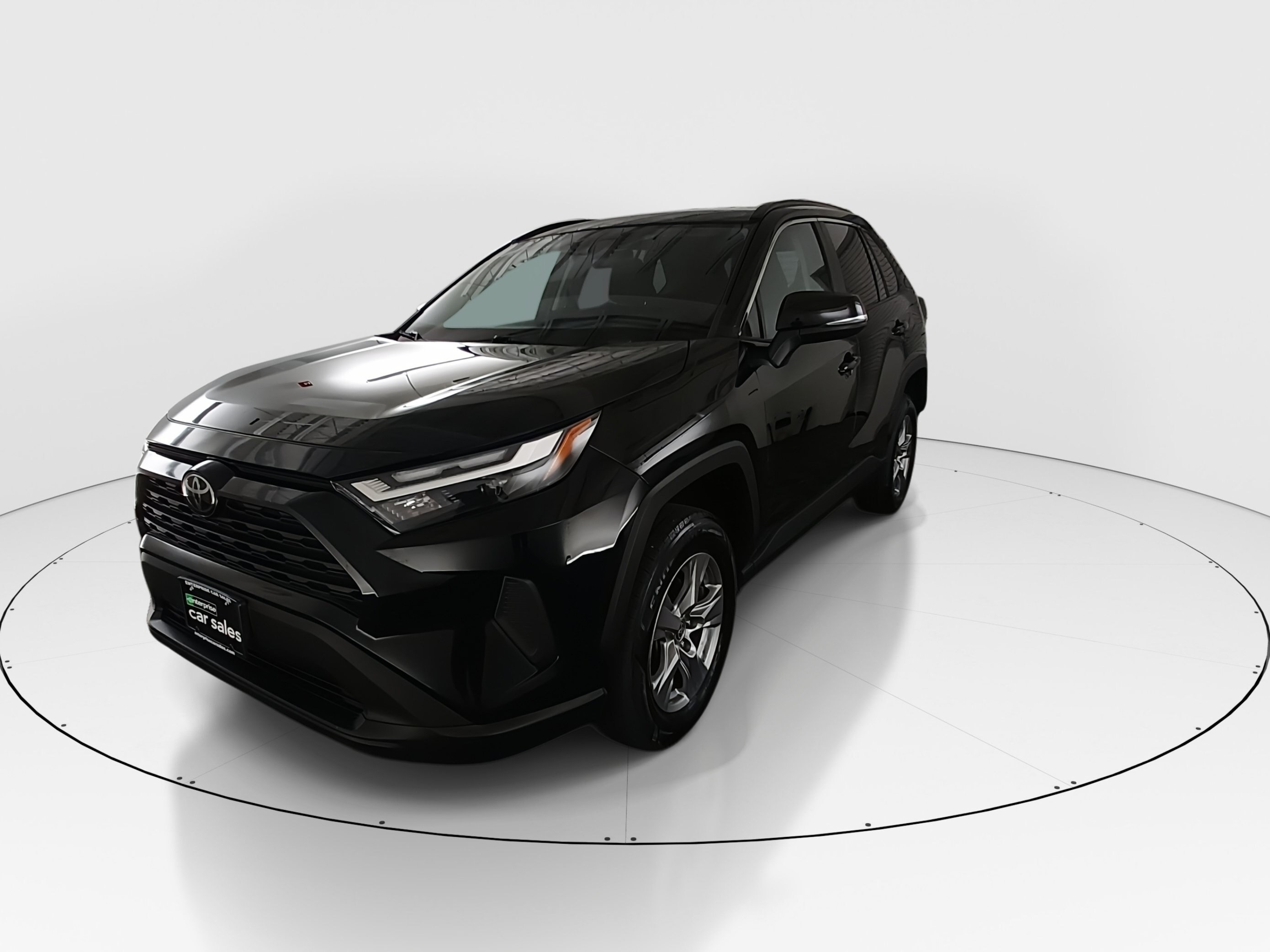 2023 Toyota RAV4 XLE - Photo 3