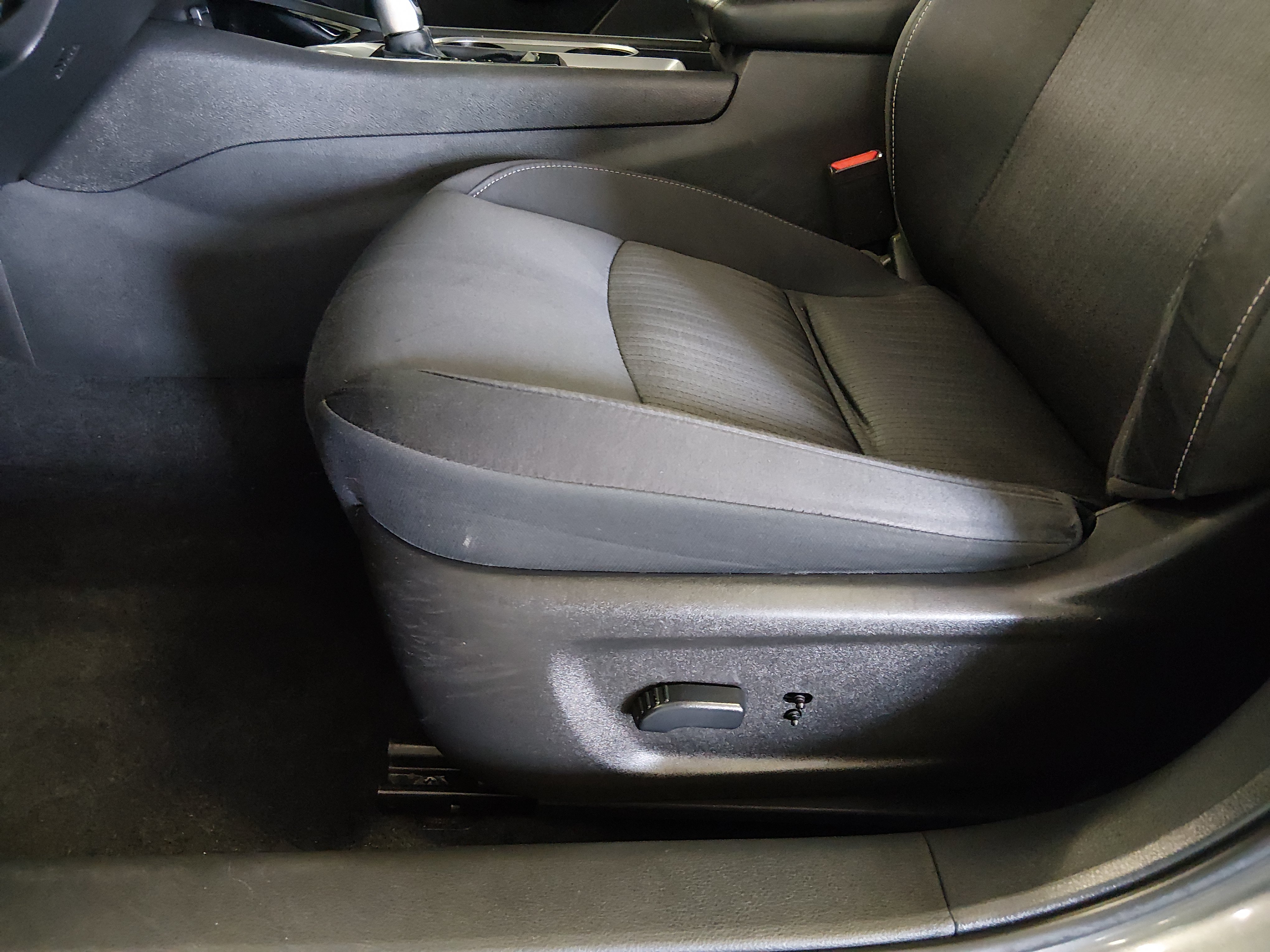 2024 Nissan Altima SV - Photo 16