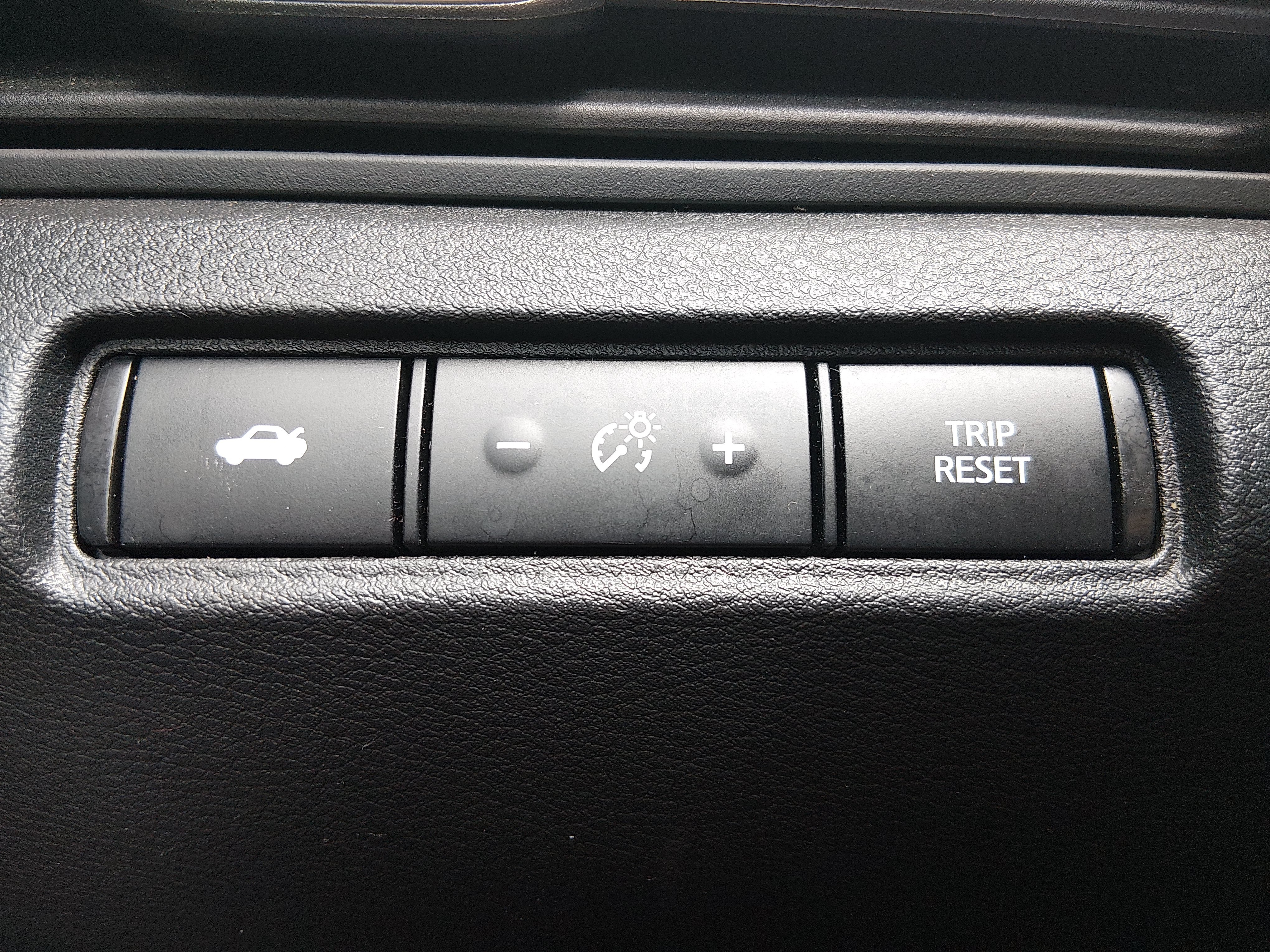 2025 Nissan Altima SV - Photo 13