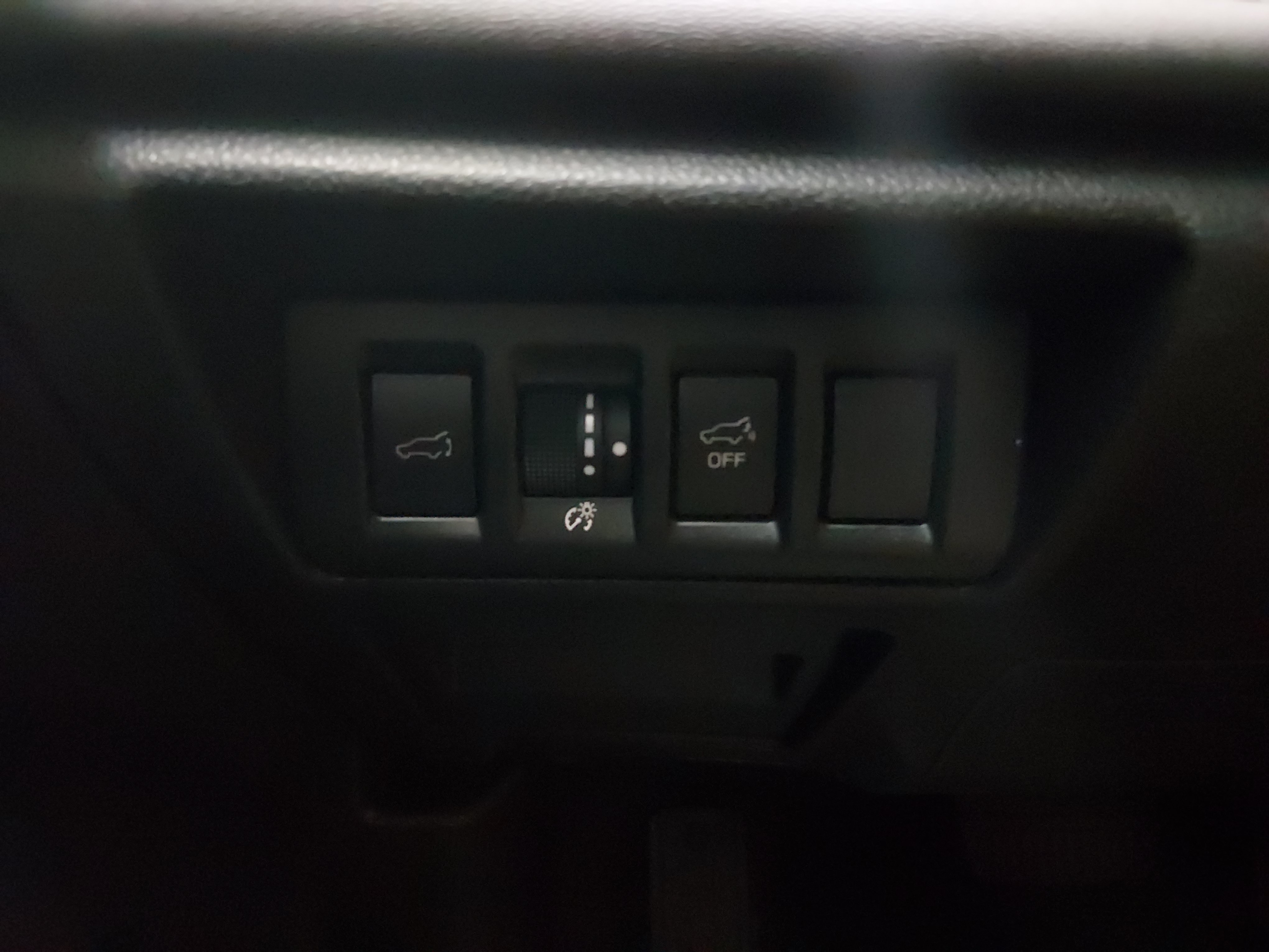 2020 Subaru Outback Limited - Photo 13