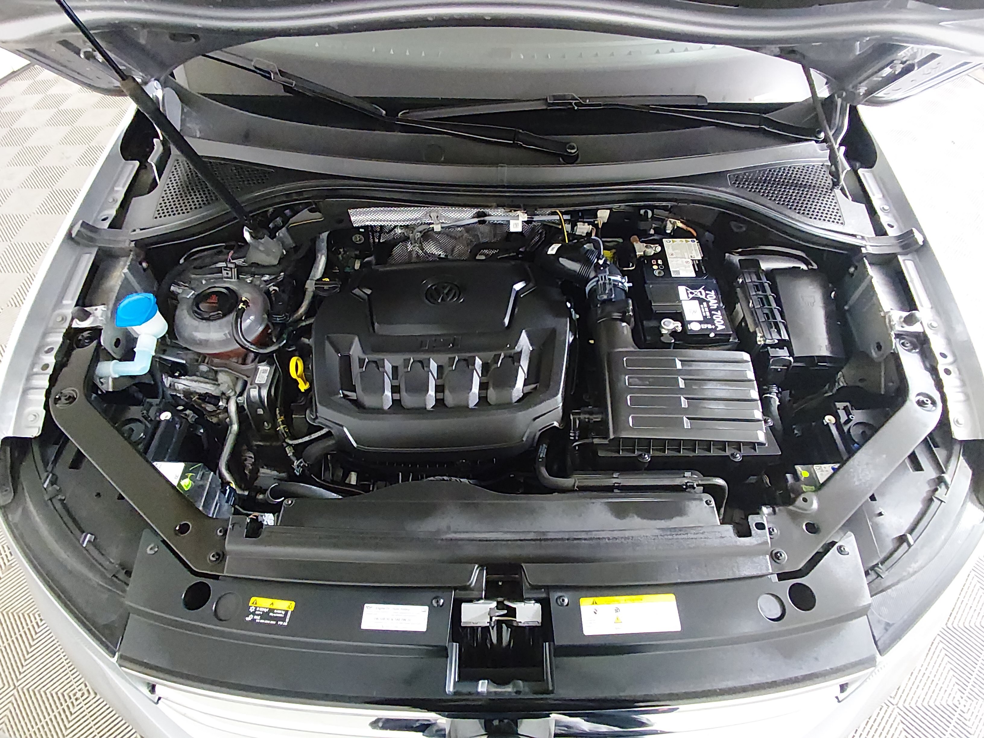 2024 Volkswagen Tiguan SE - Photo 9