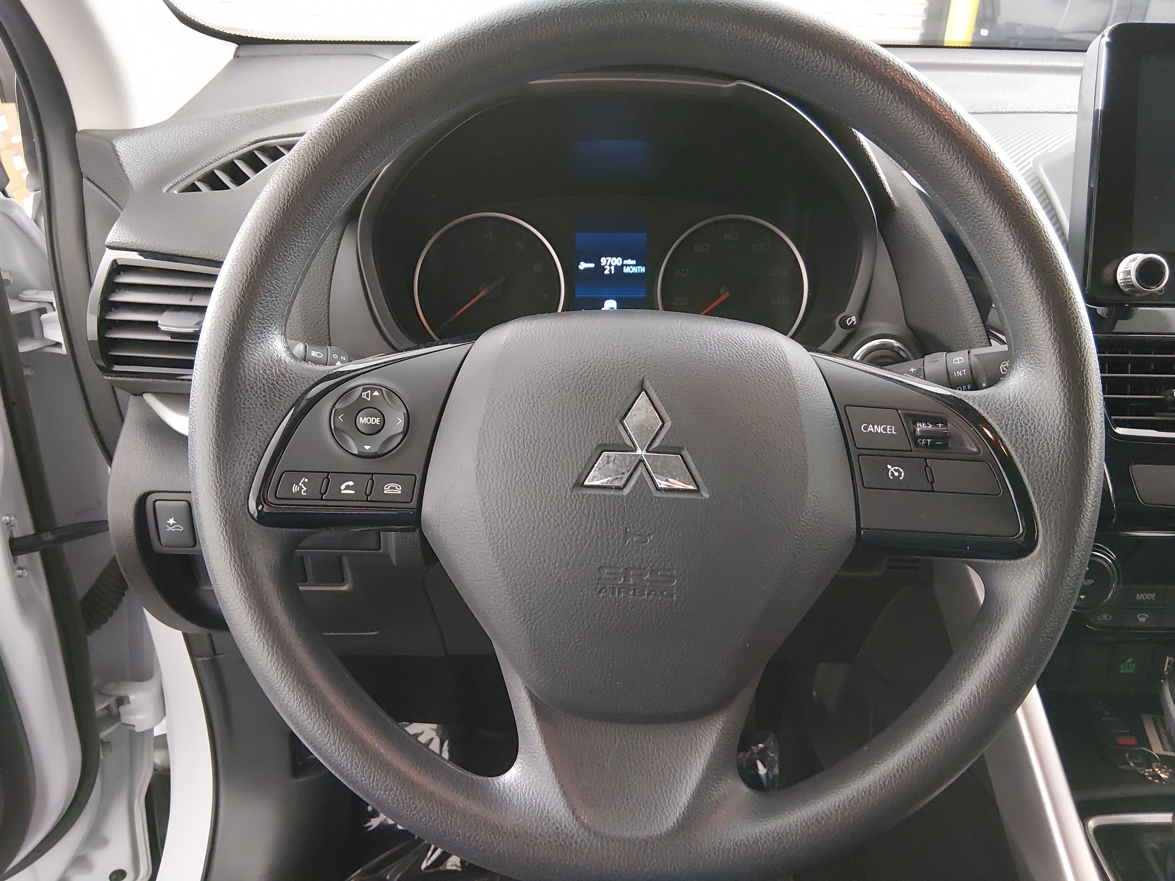 2024 Mitsubishi Eclipse Cross LE - Photo 12