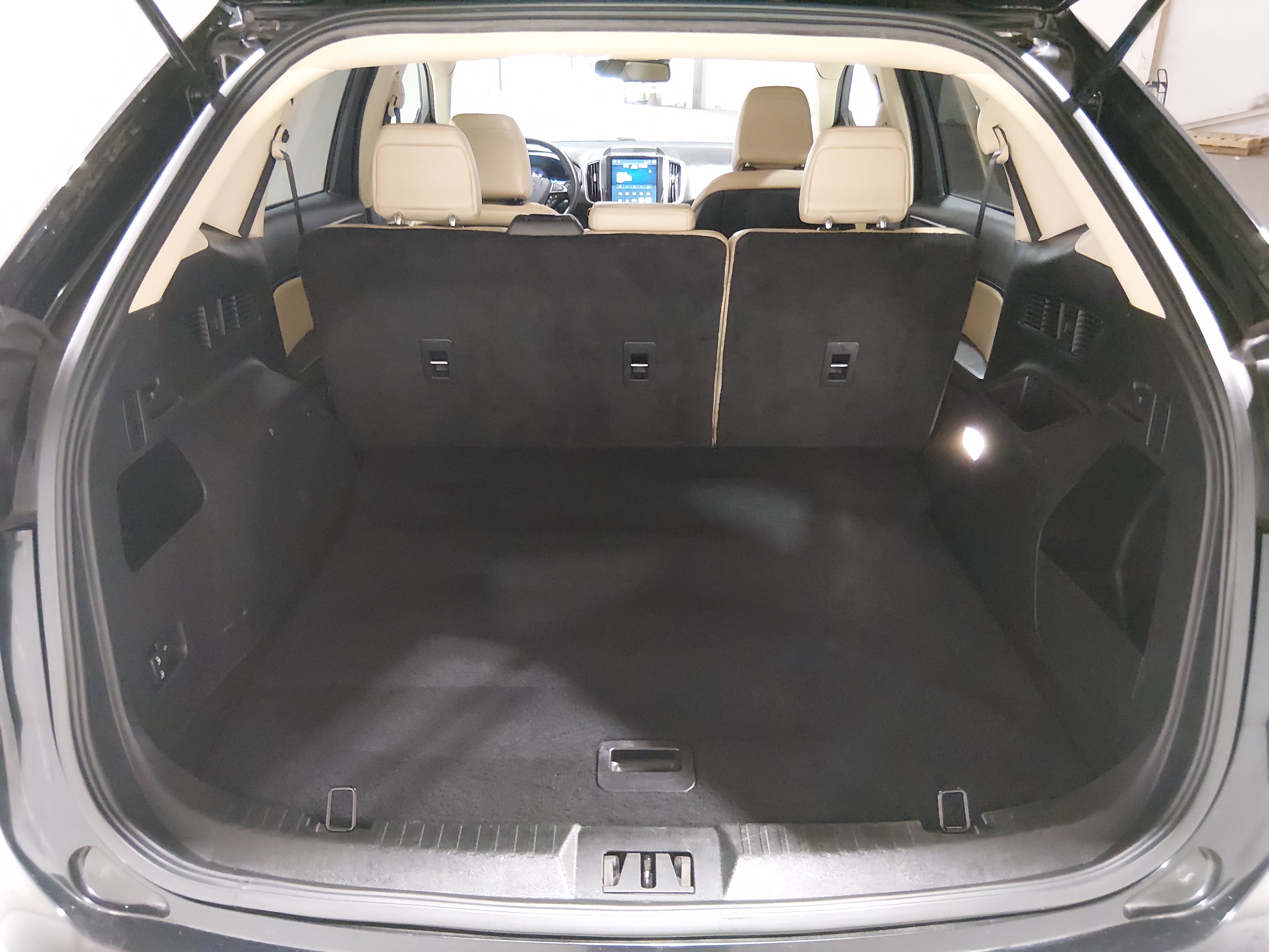 2024 Ford Edge SEL - Photo 11