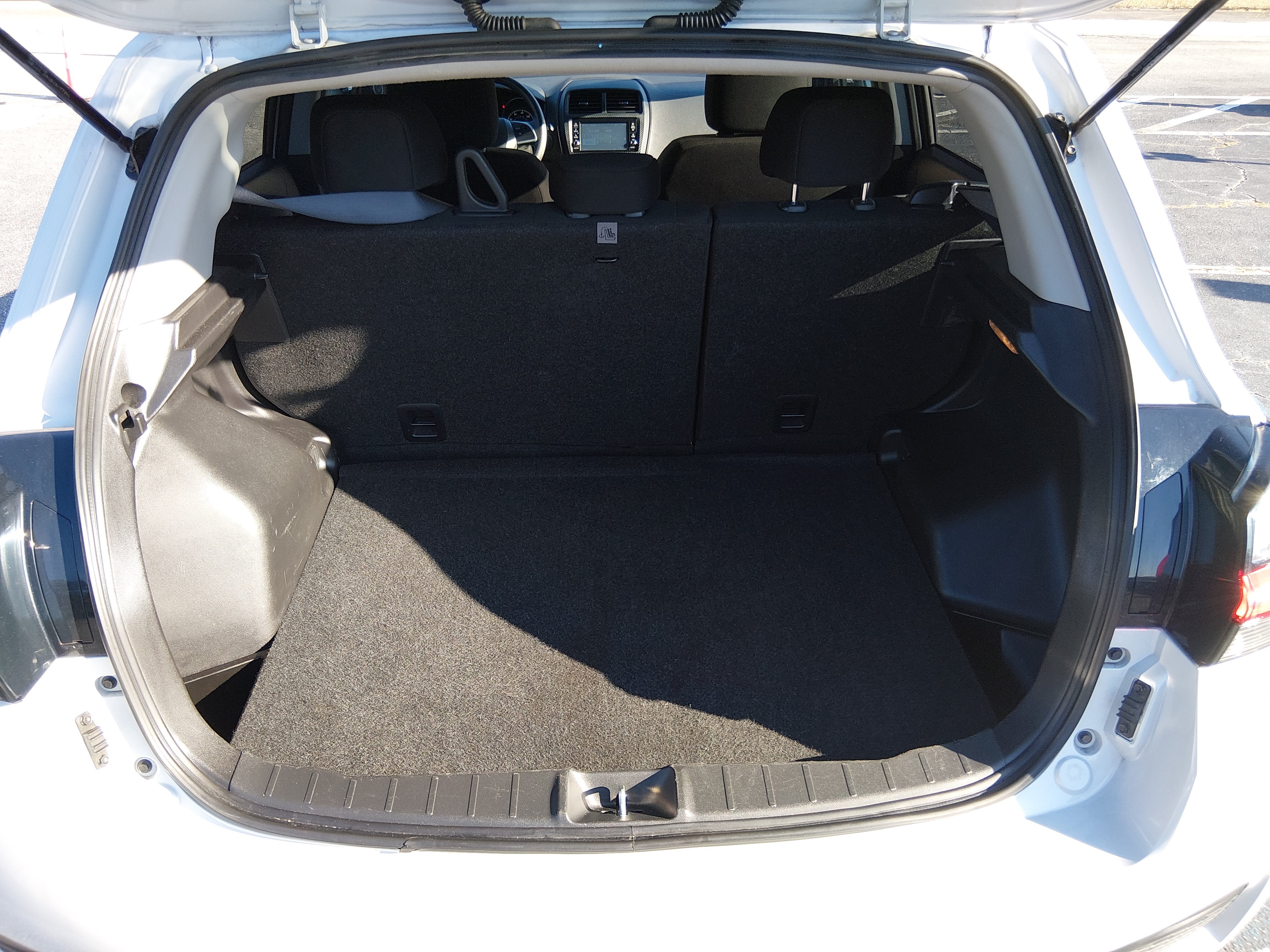 2024 Mitsubishi Outlander Sport ES - Photo 11