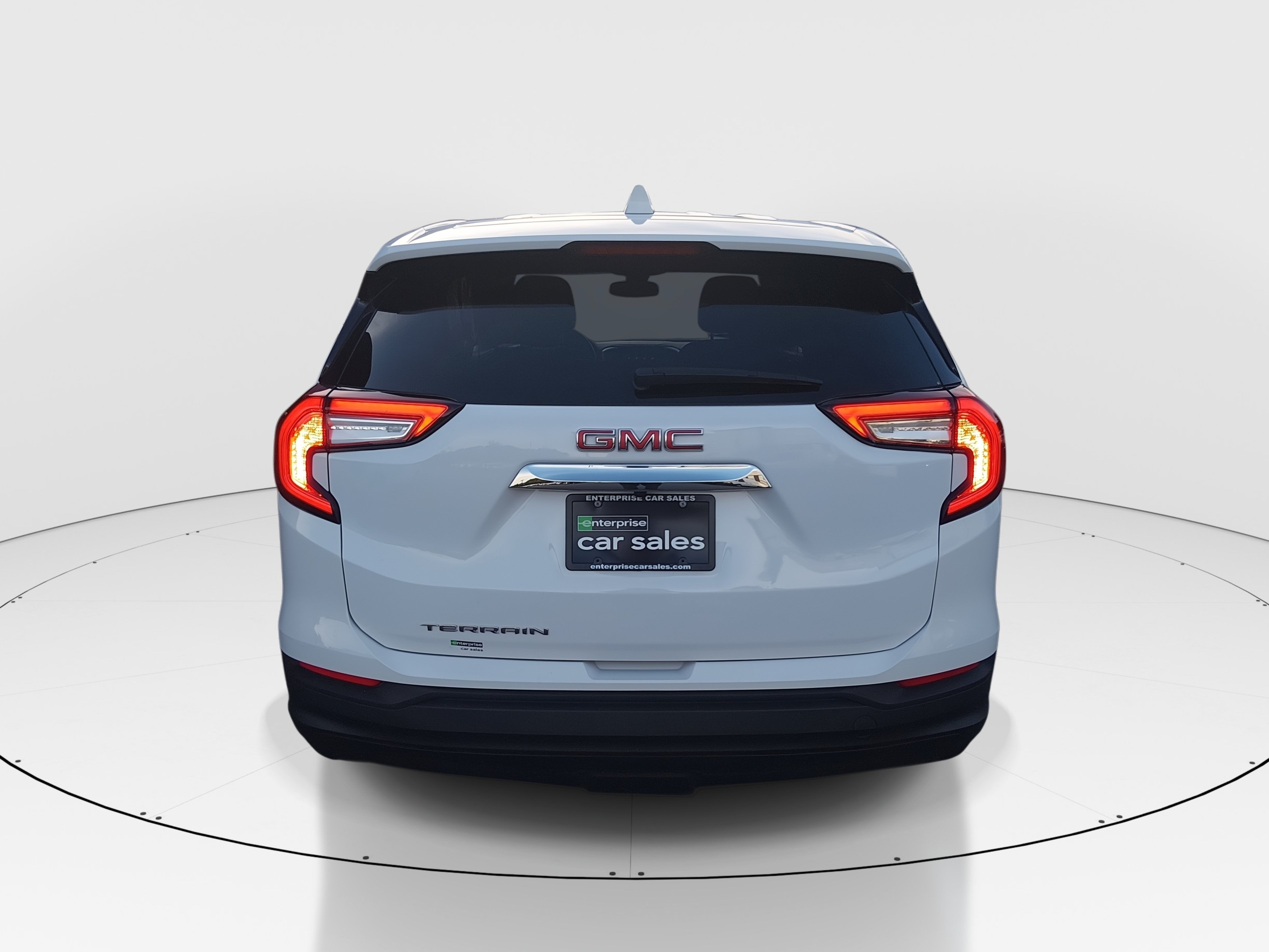 2024 GMC Terrain SLE - Photo 6