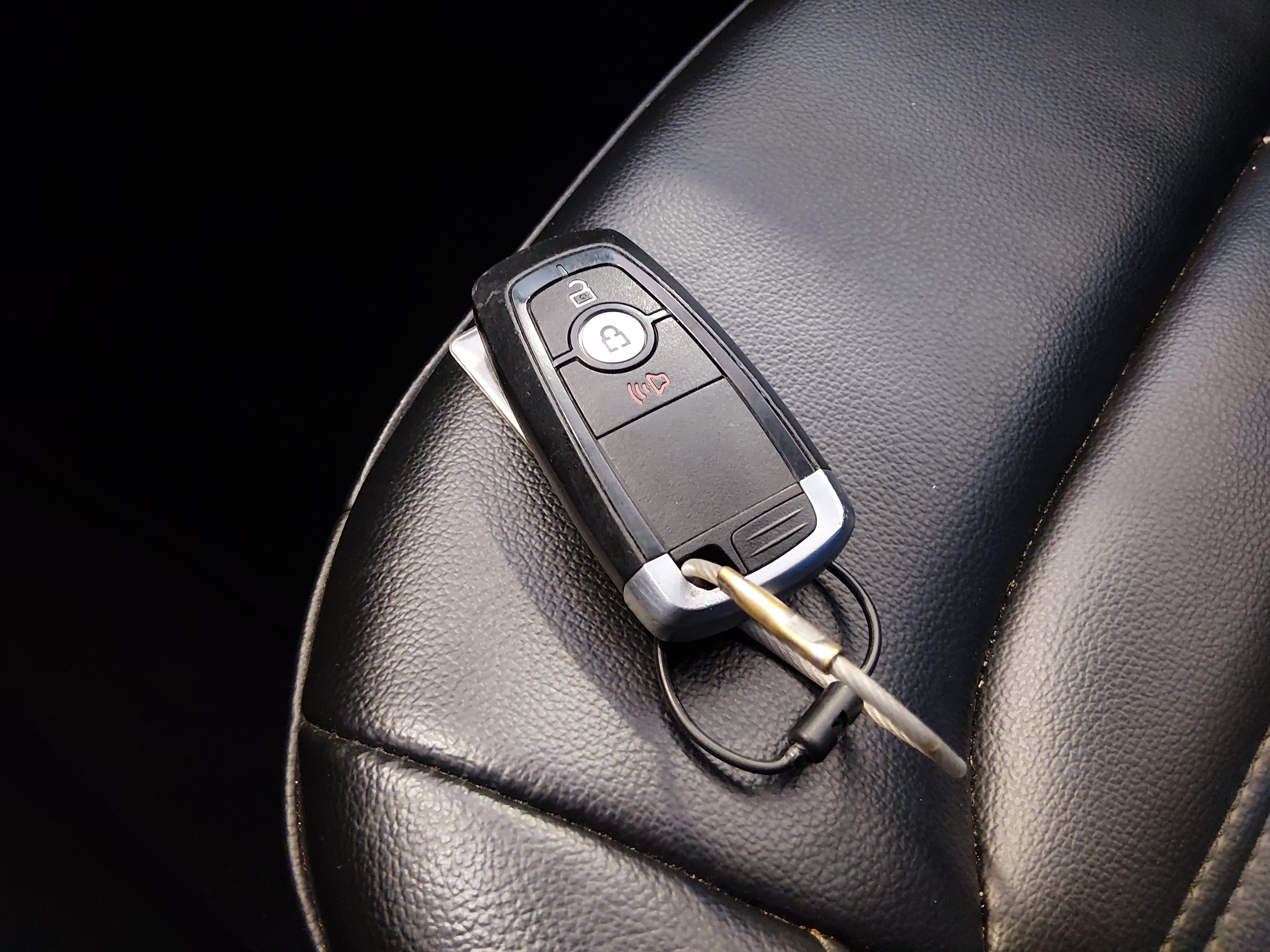 2024 Ford Edge SEL - Photo 15