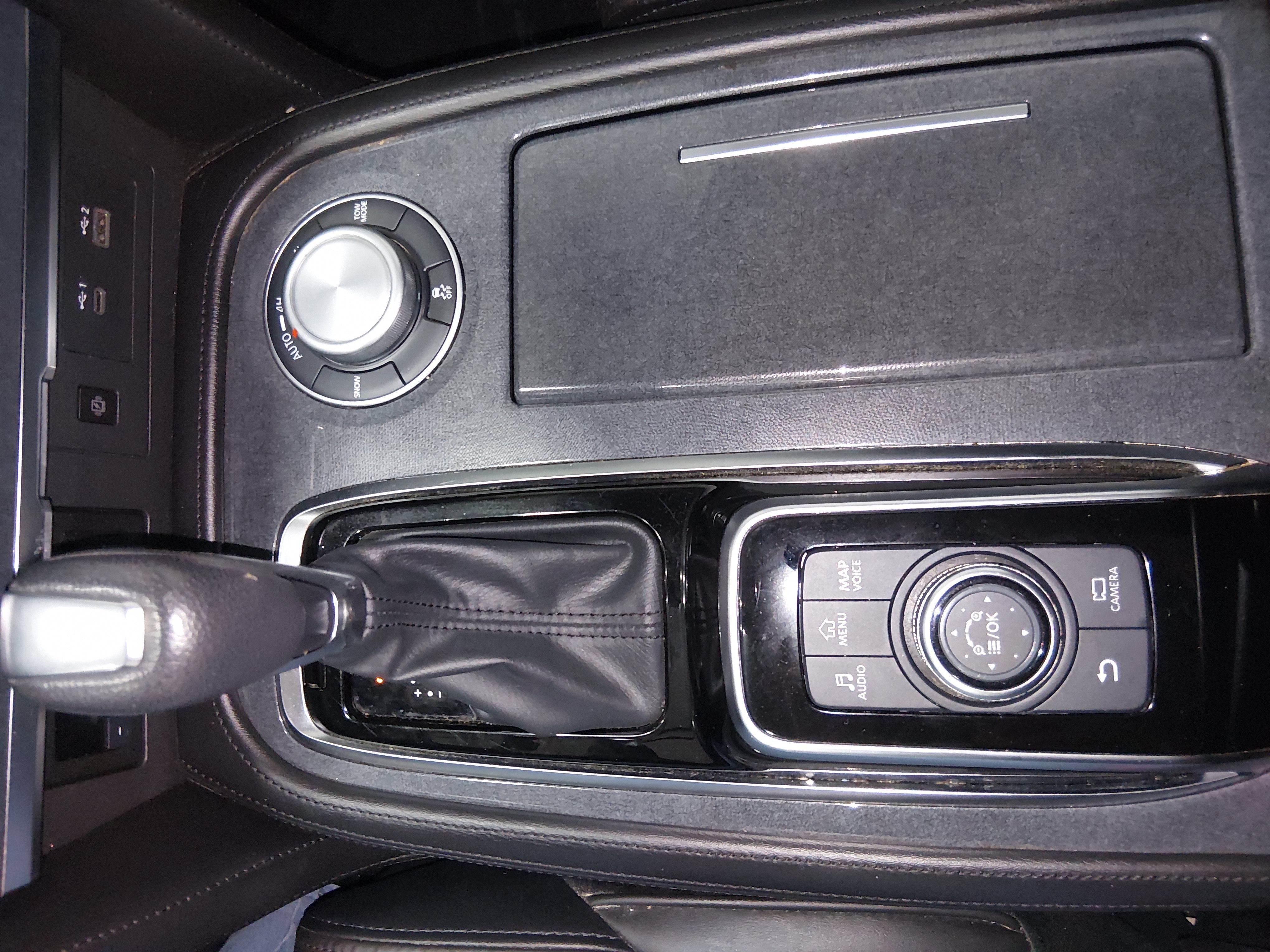 2024 Nissan Armada SV - Photo 13