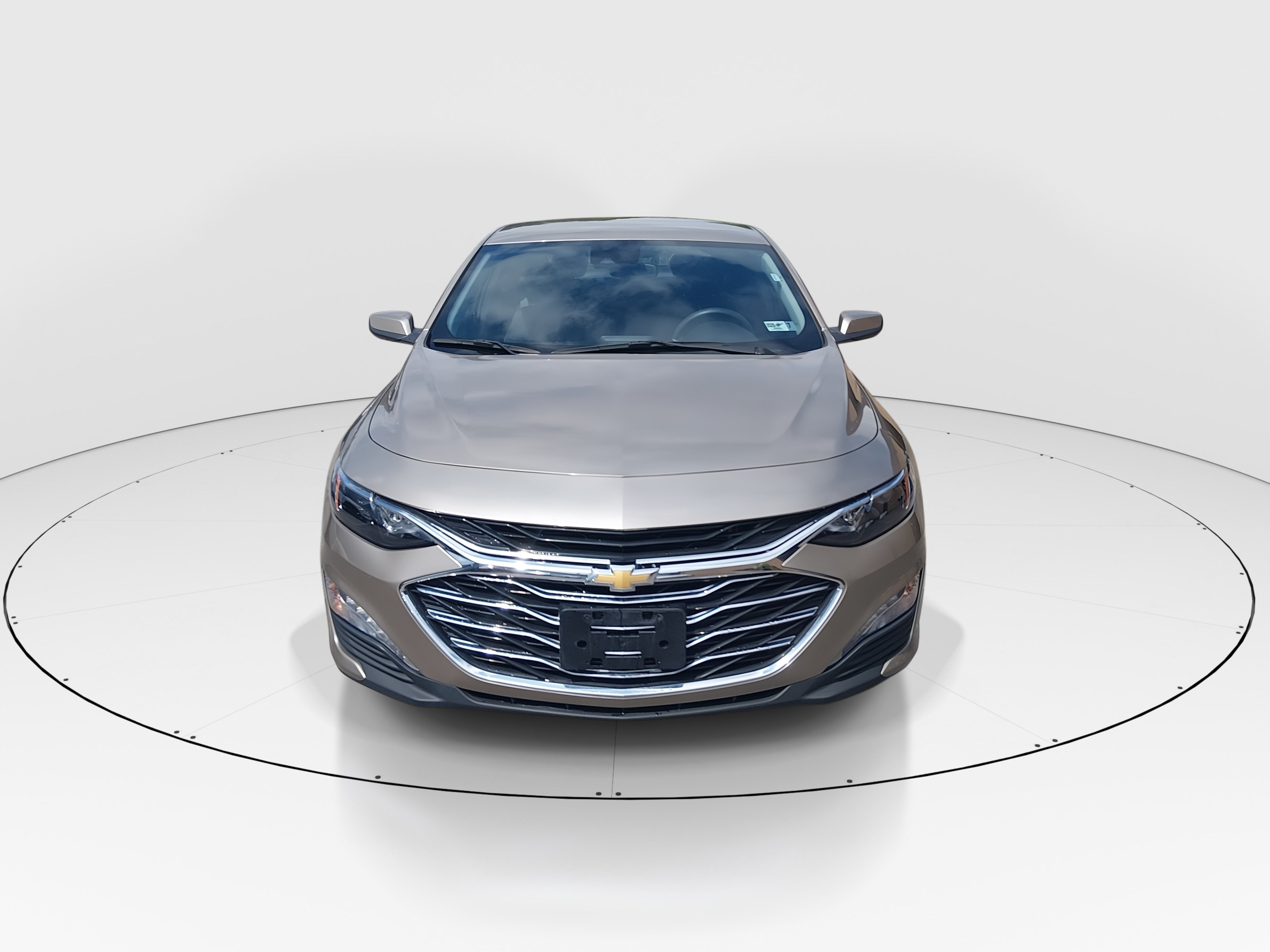 2024 Chevrolet Malibu 1LT - Photo 2