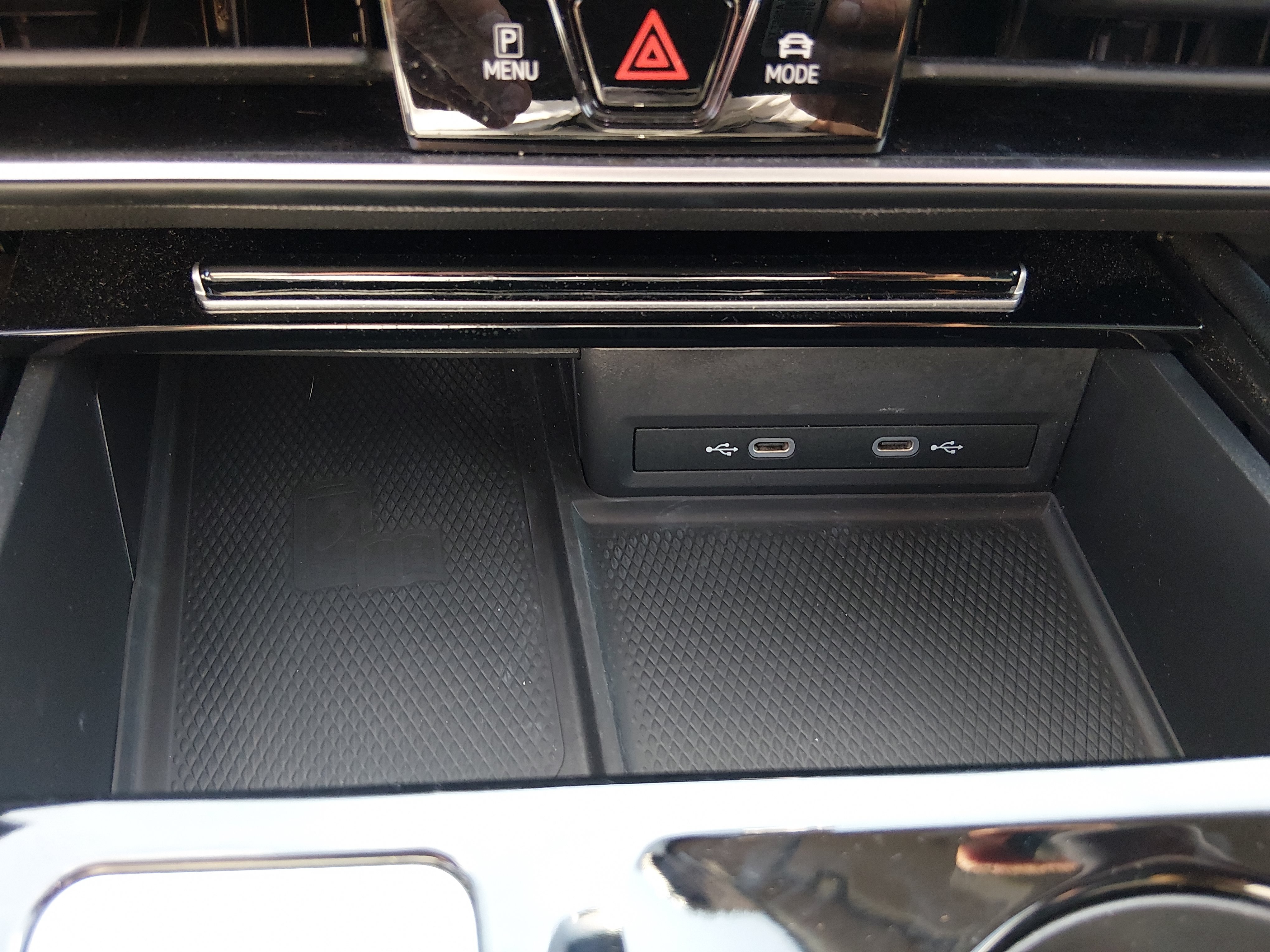 2024 Volkswagen Atlas SE w/Tech - Photo 21