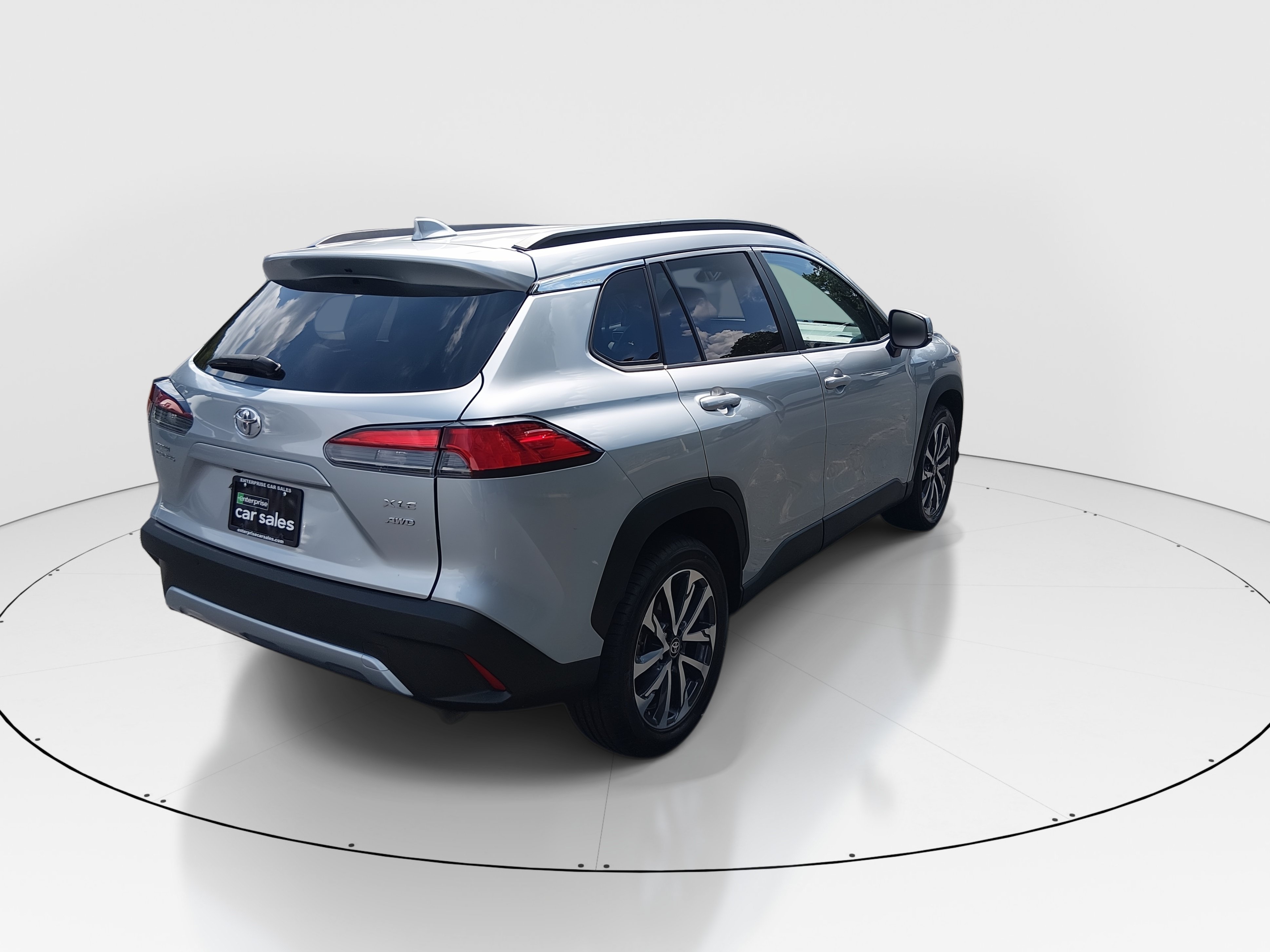2024 Toyota Corolla Cross XLE - Photo 7