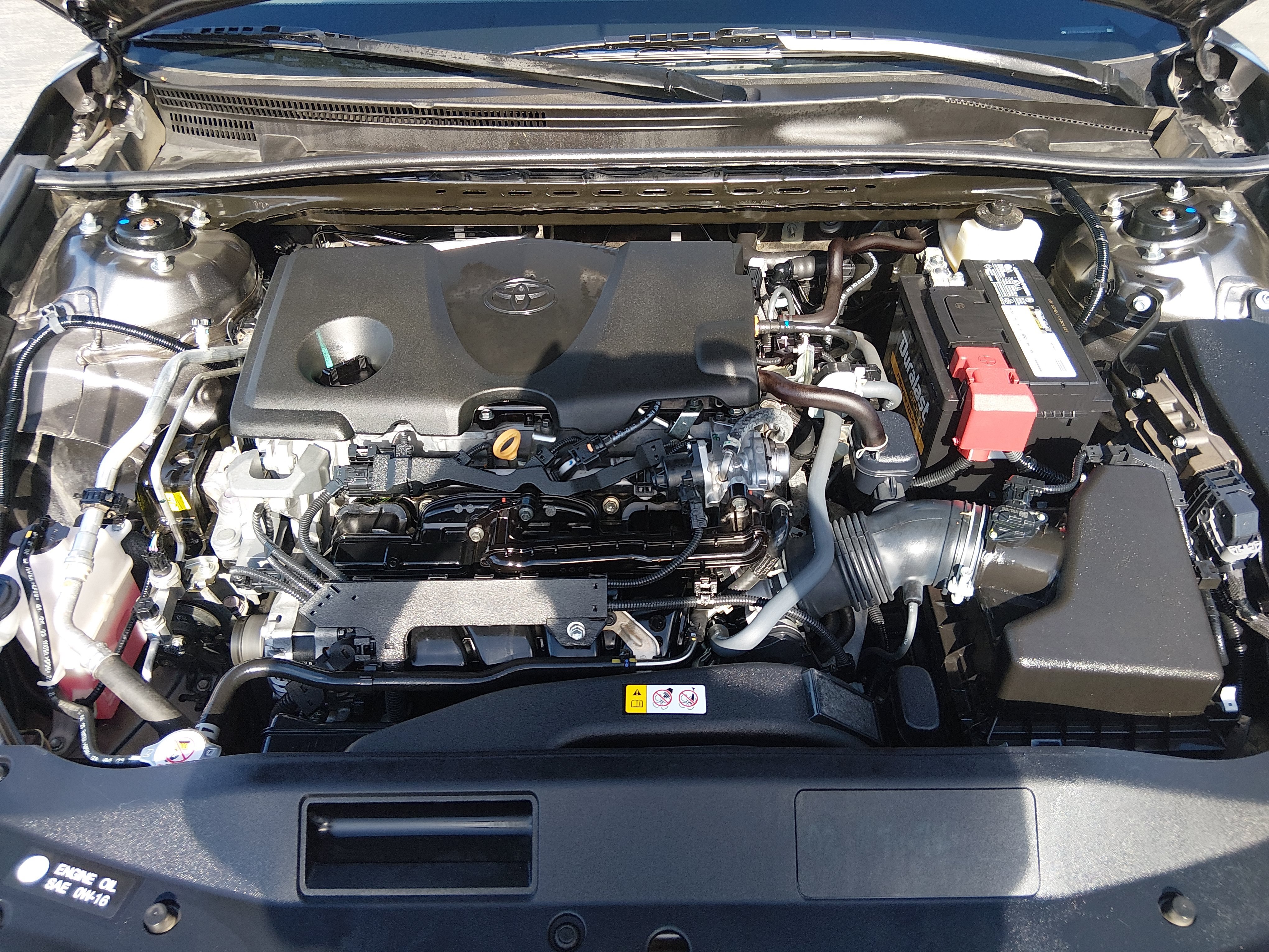 2024 Toyota Camry SE - Photo 9