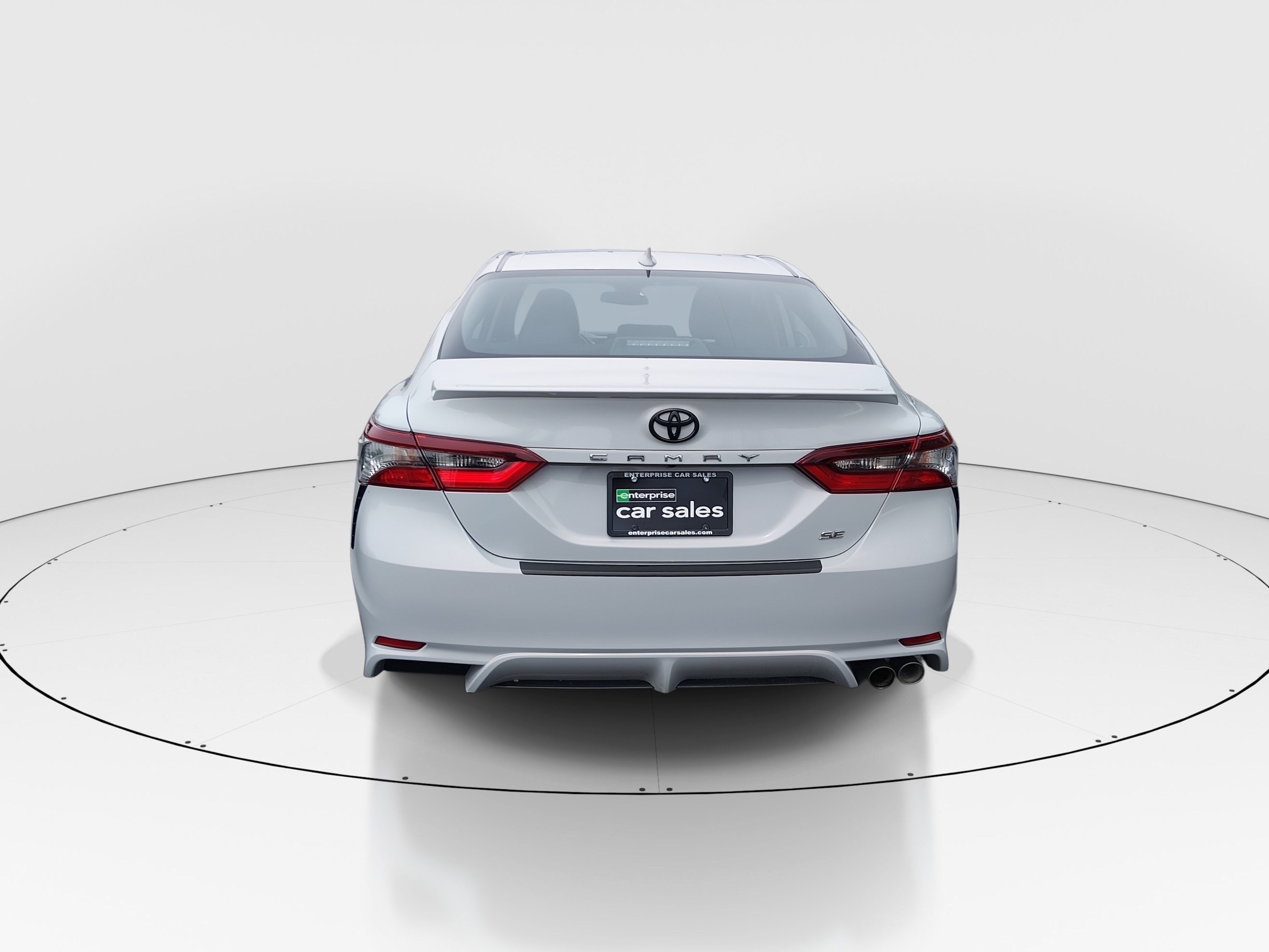 2024 Toyota Camry SE - Photo 6