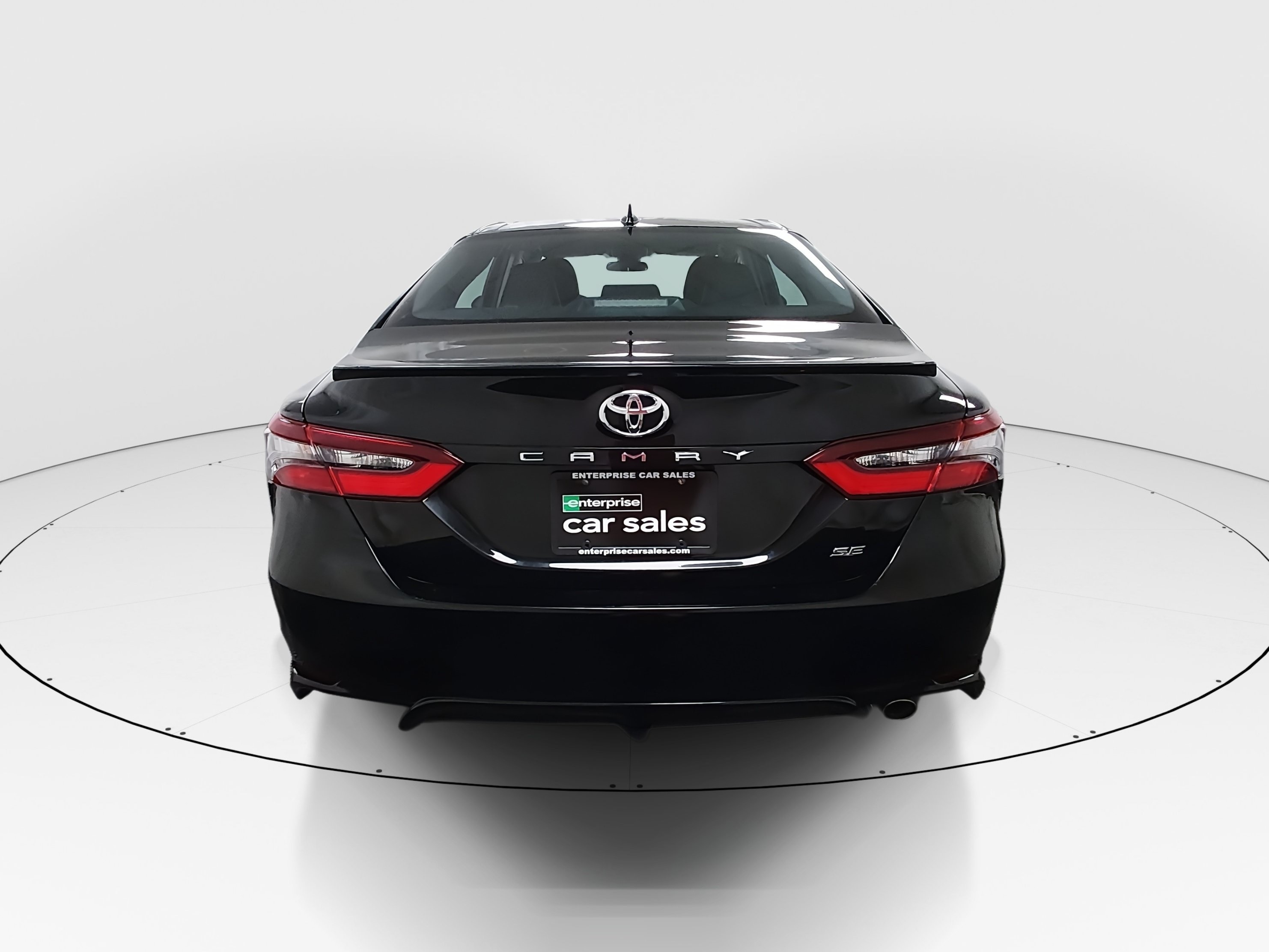 2024 Toyota Camry SE - Photo 6