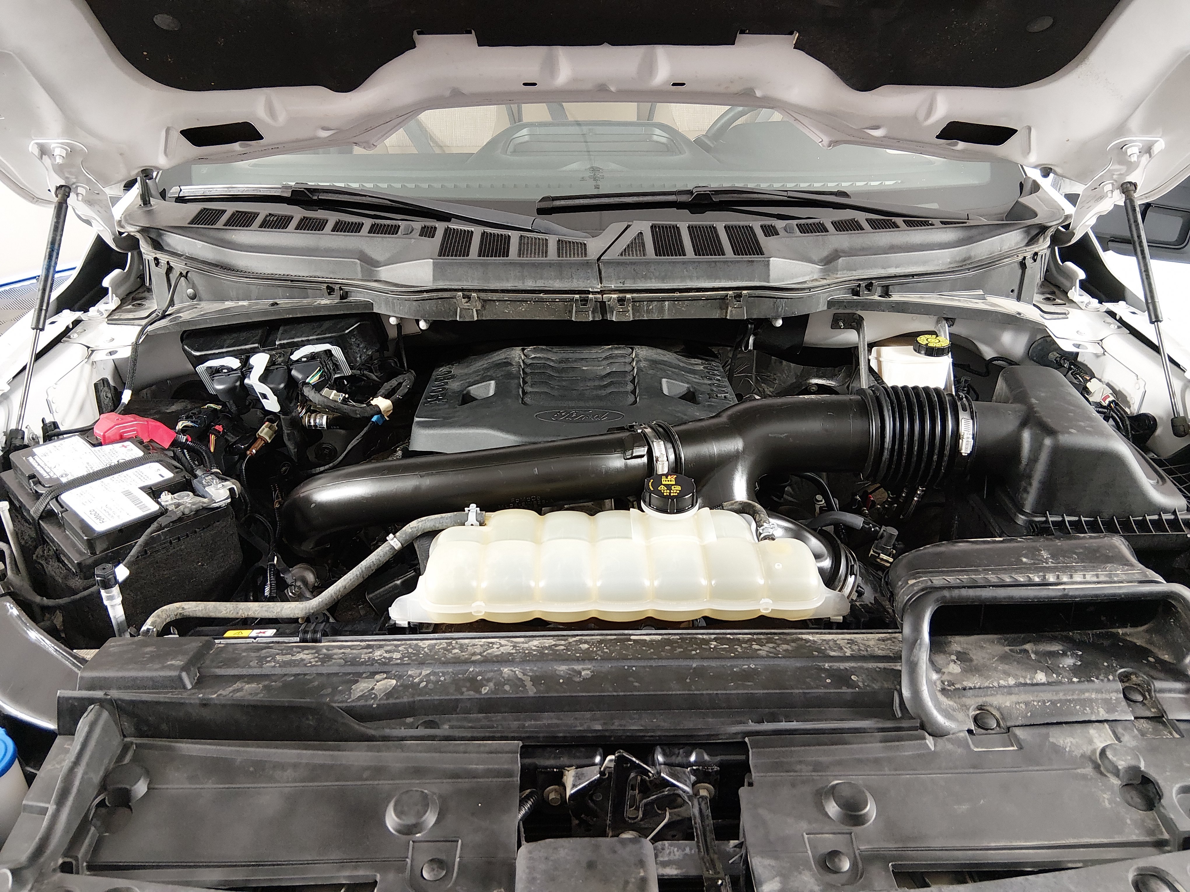 2023 Ford F-150 XLT - Photo 9