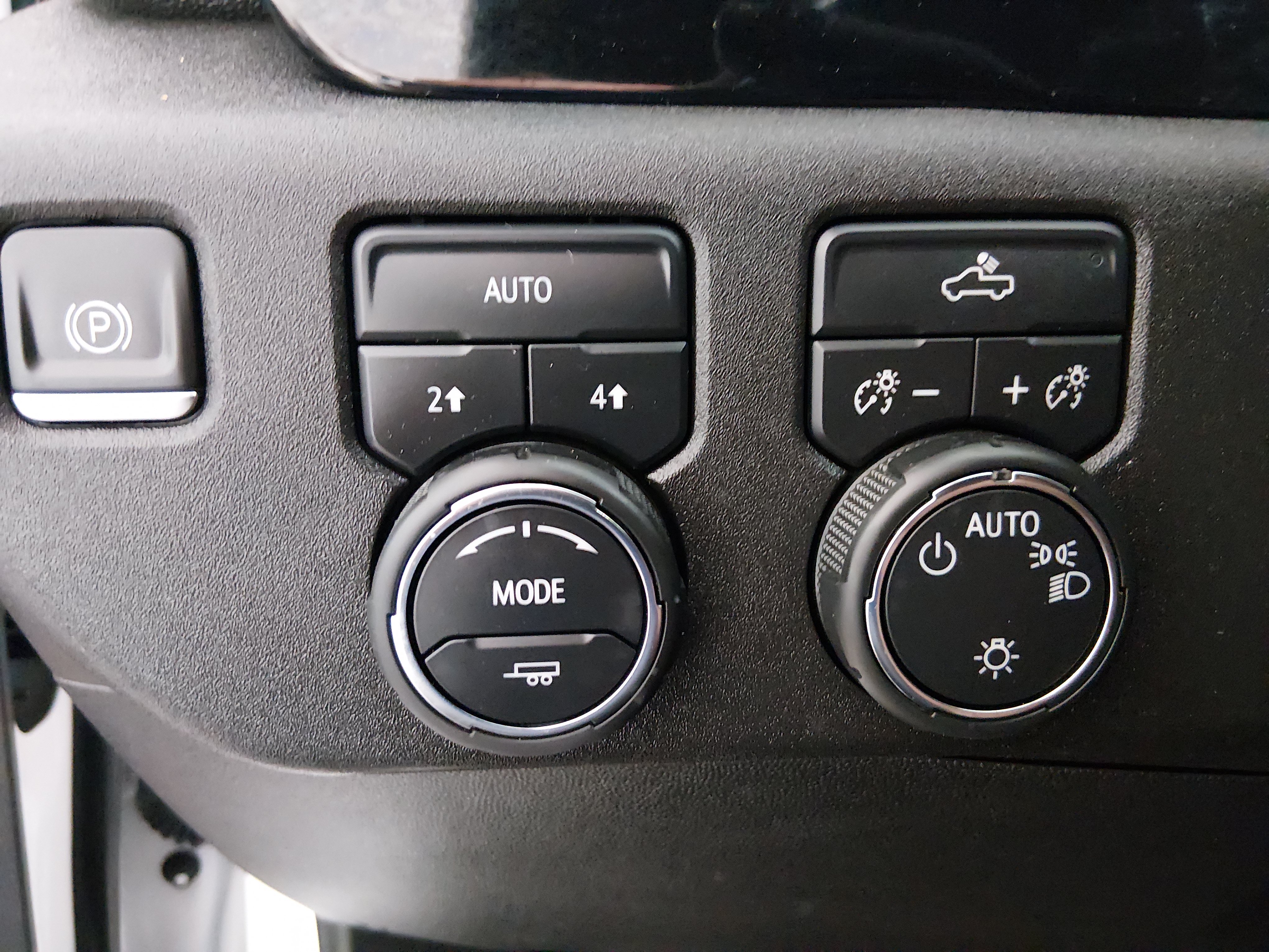 2023 Chevrolet Silverado 1500 LT - Photo 13