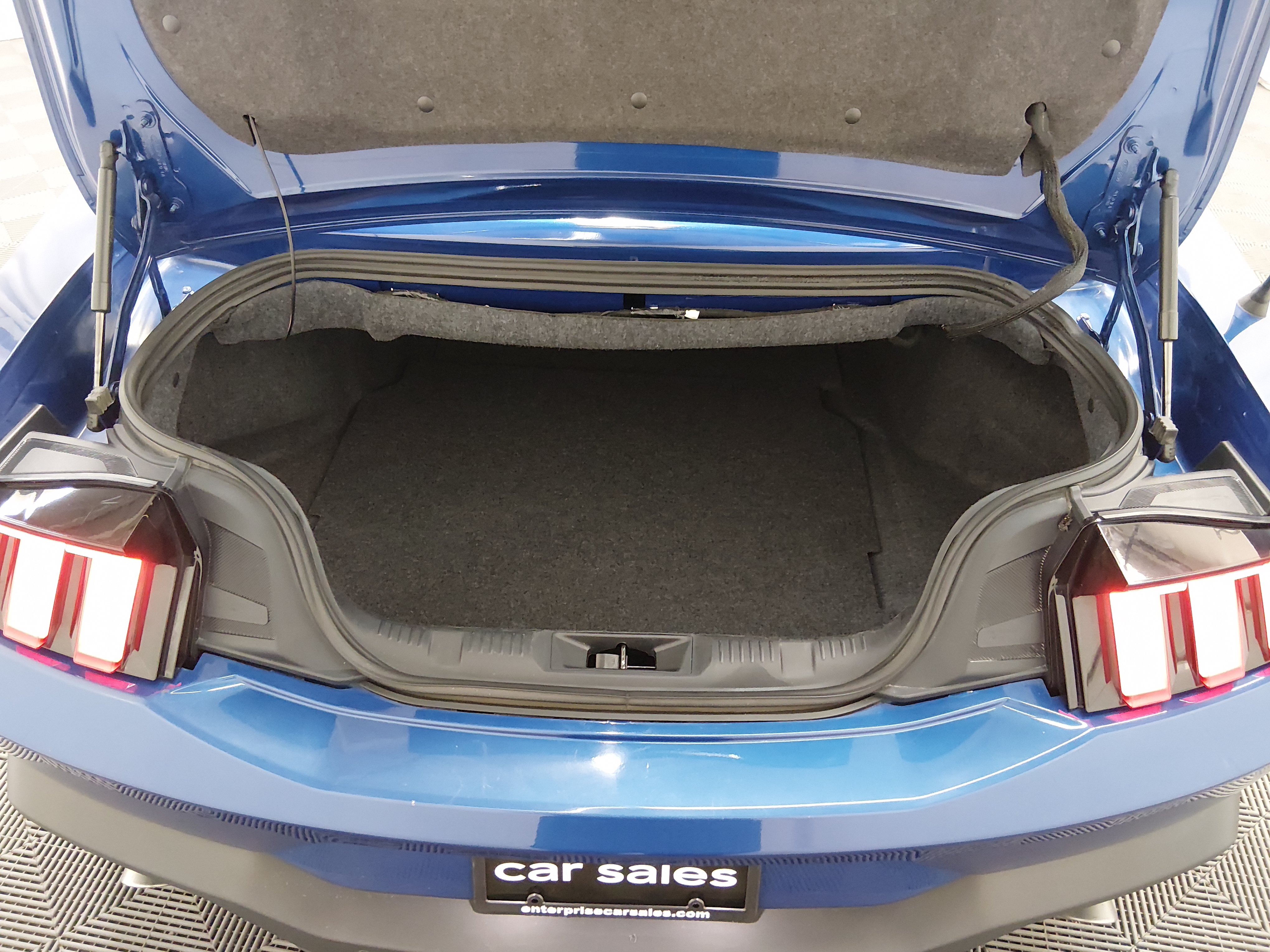 2024 Ford Mustang EcoBoost Premium - Photo 11