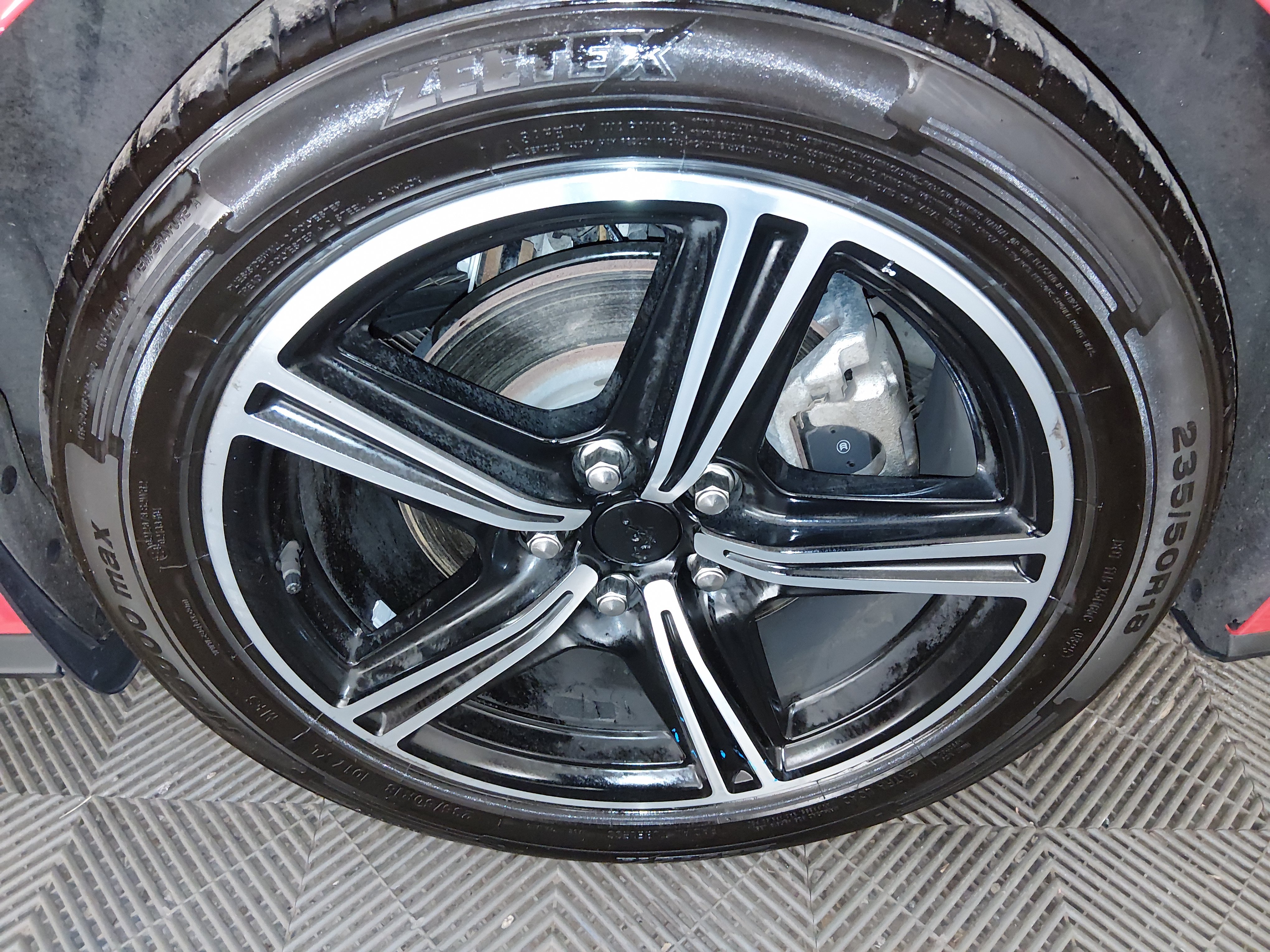2024 Ford Mustang EcoBoost Premium - Photo 10