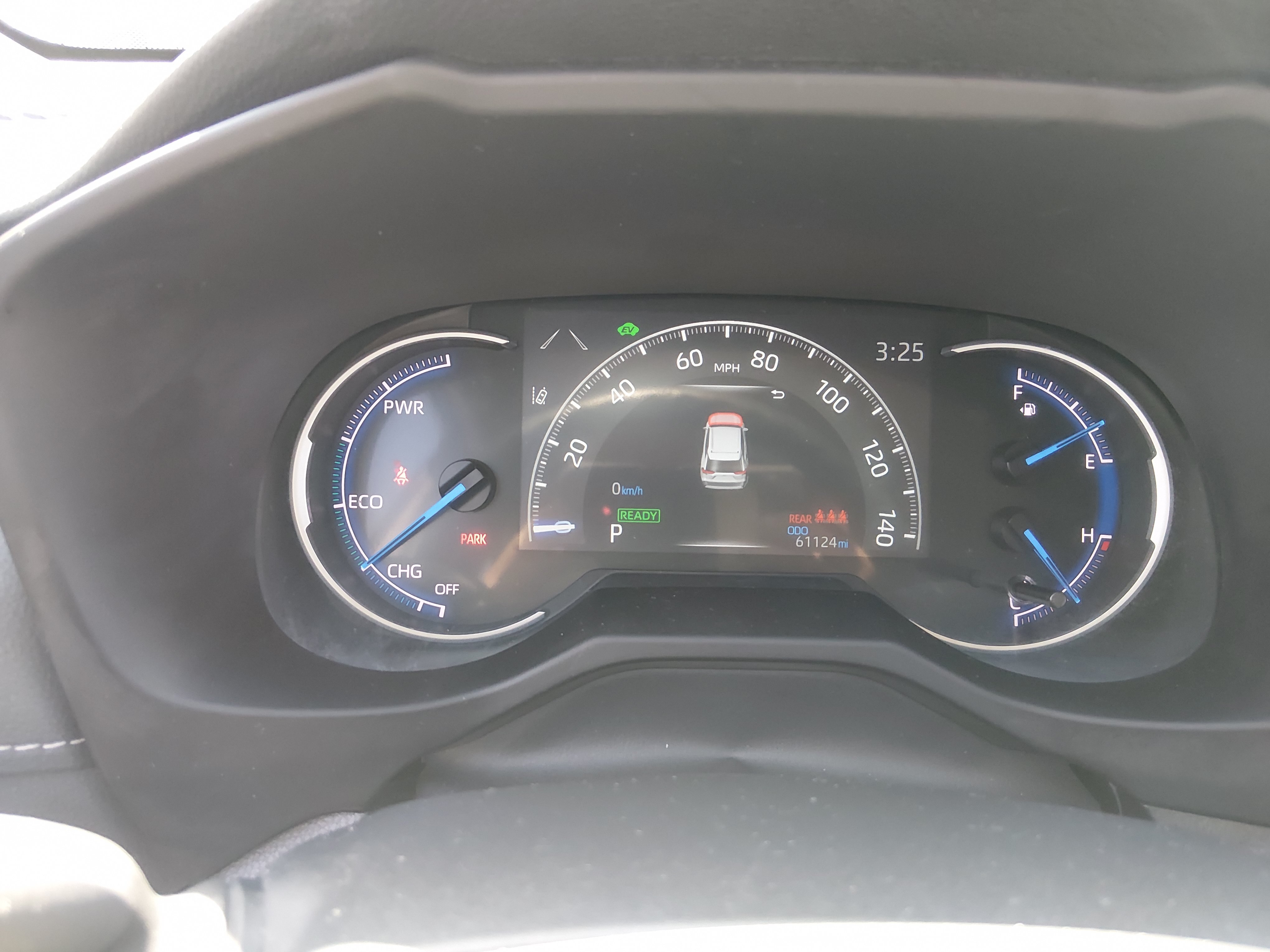 2024 Toyota RAV4 XLE - Photo 14