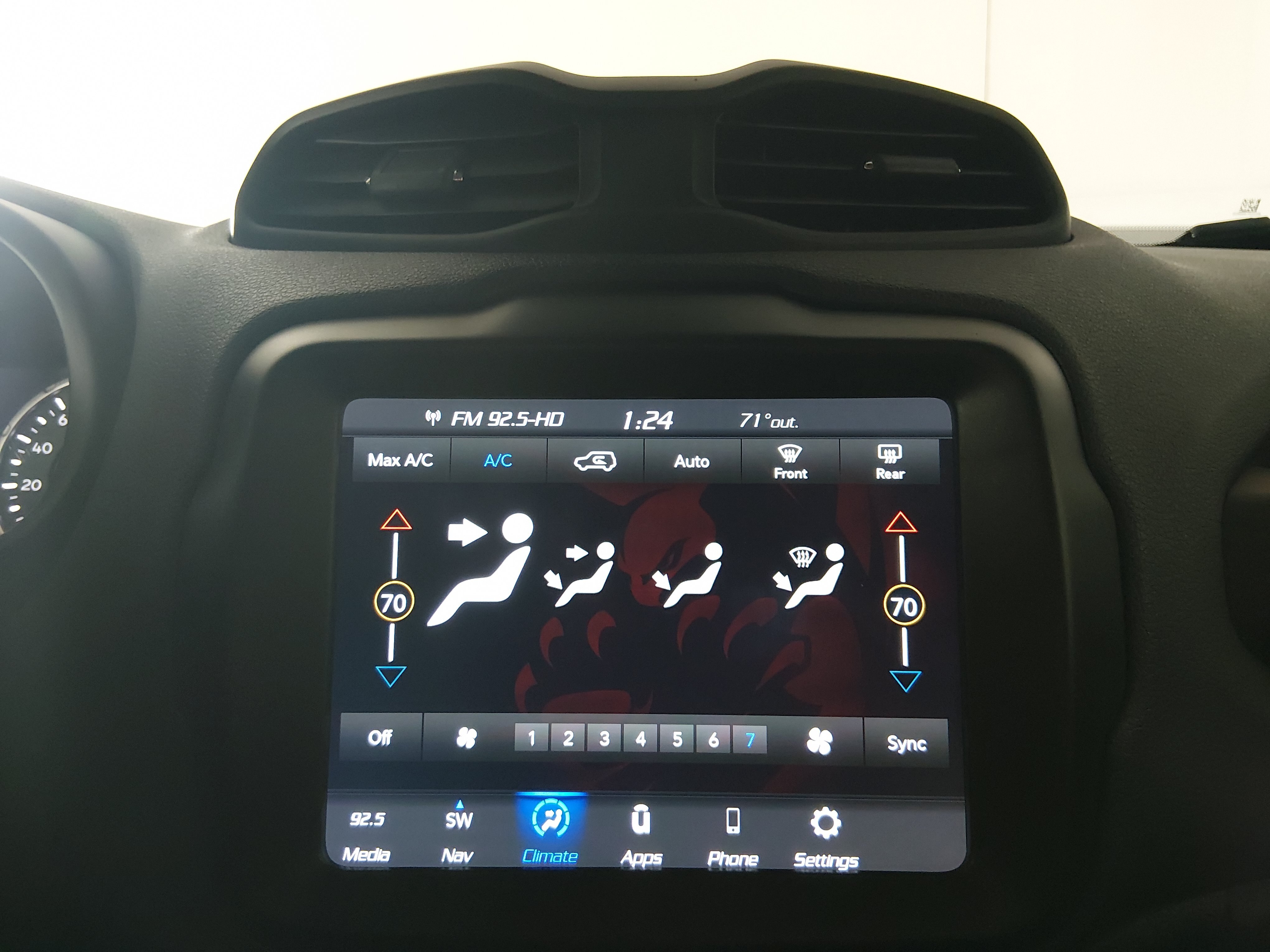 2023 Jeep Renegade Latitude - Photo 18