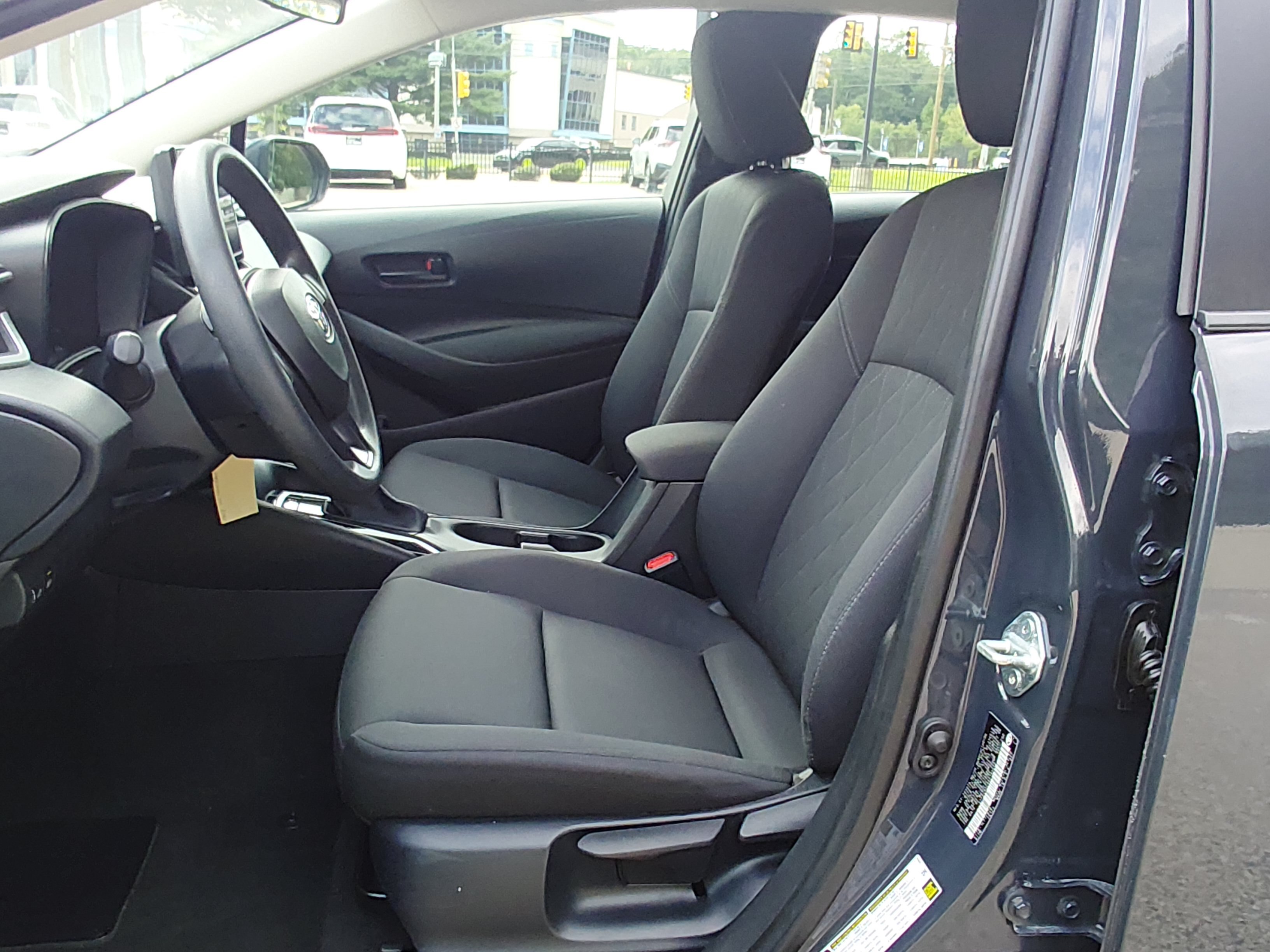 2024 Toyota Corolla LE - Photo 17