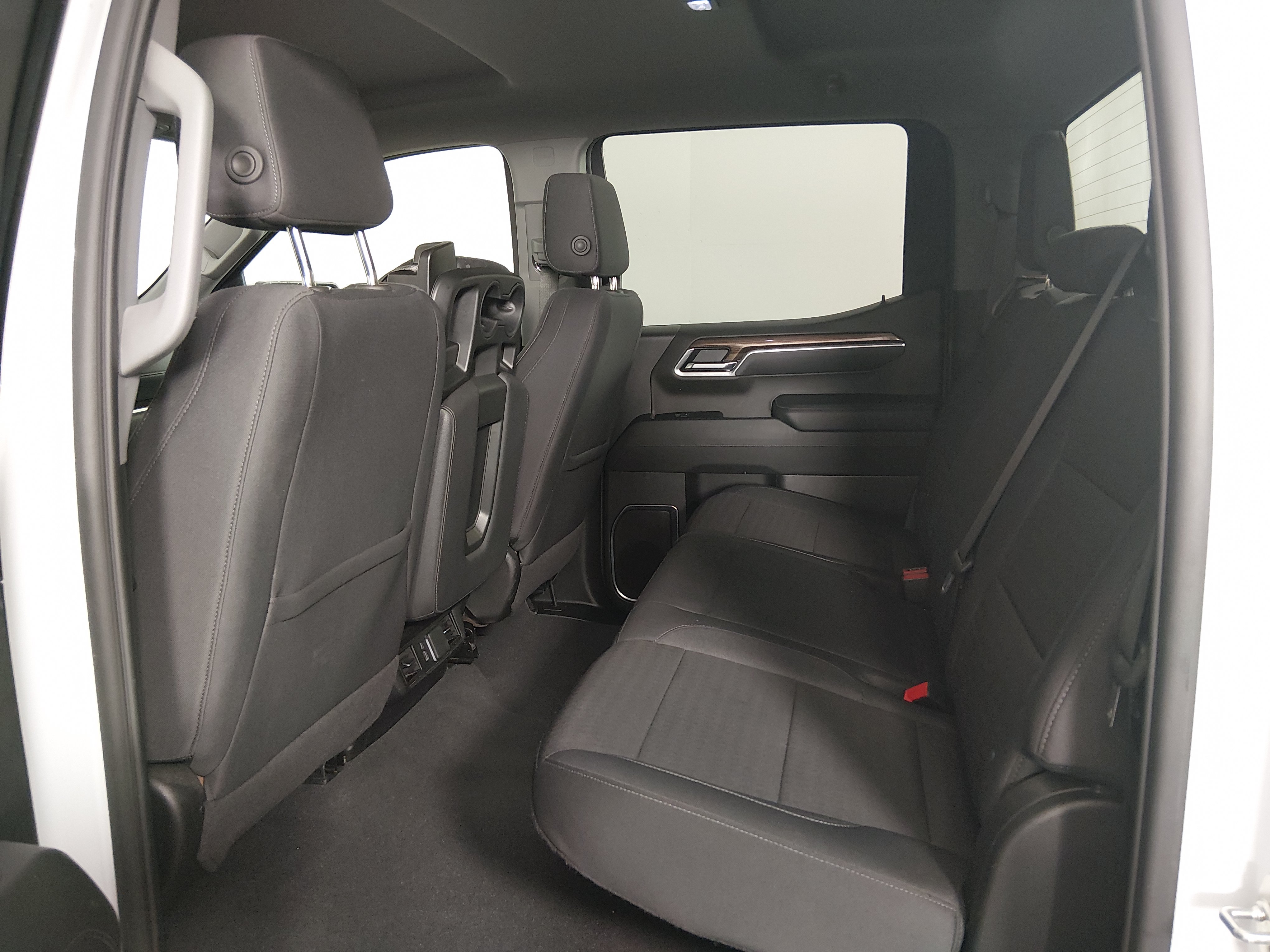 2025 Chevrolet Silverado 1500 LT - Photo 20