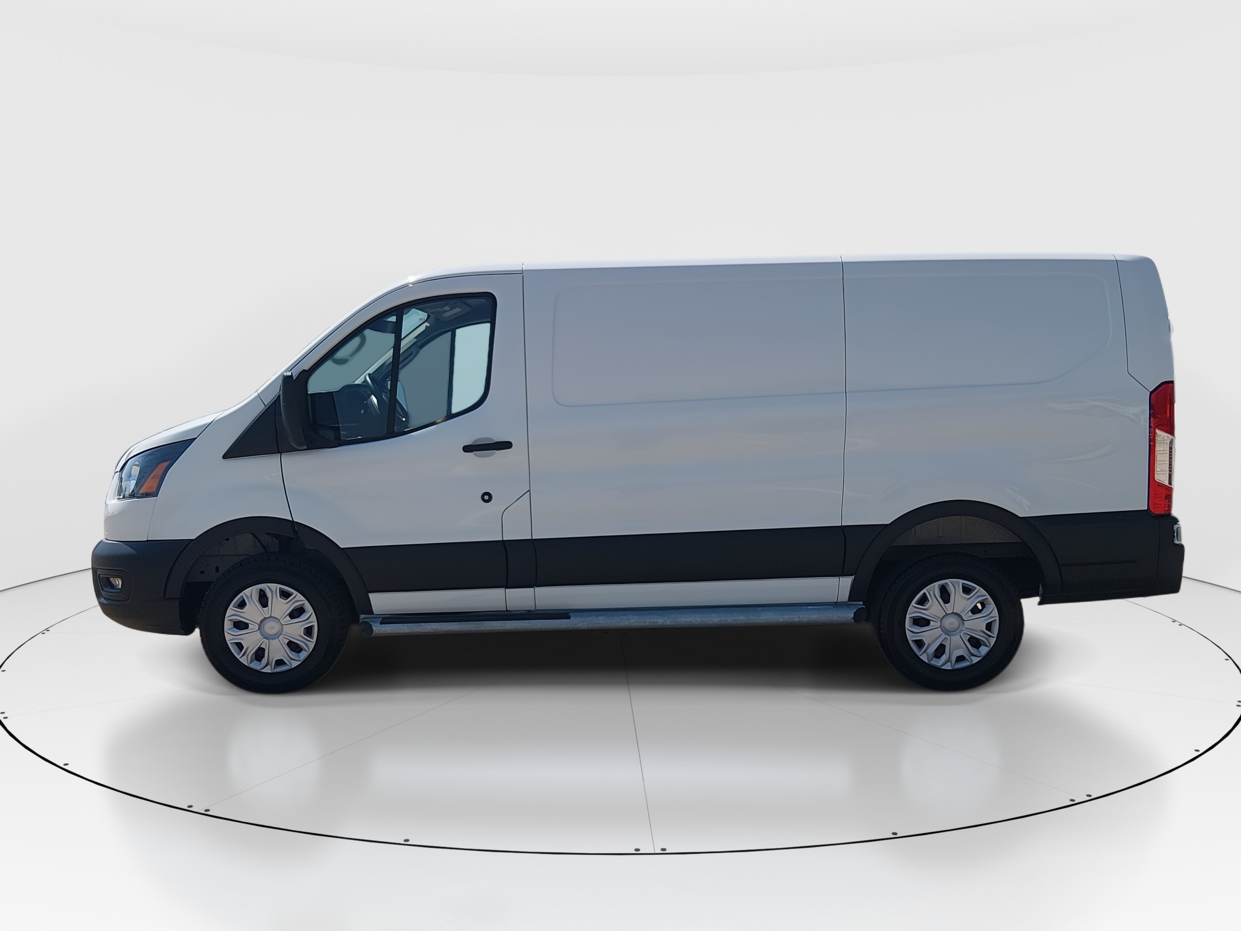 2025 Ford Transit Van 4