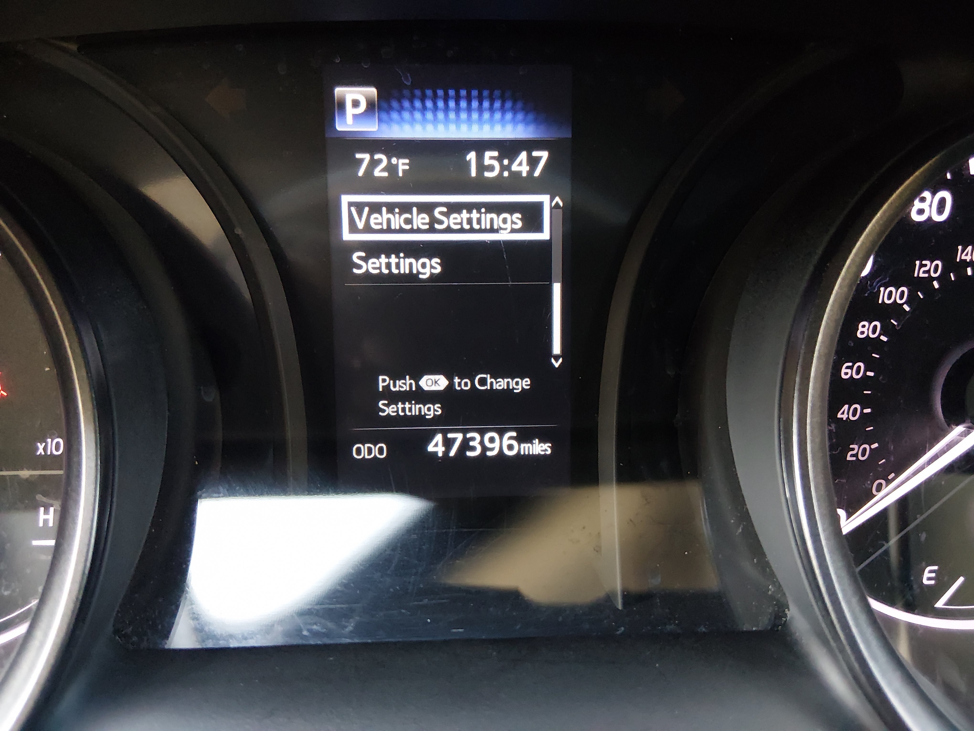 2024 Toyota Camry SE - Photo 14