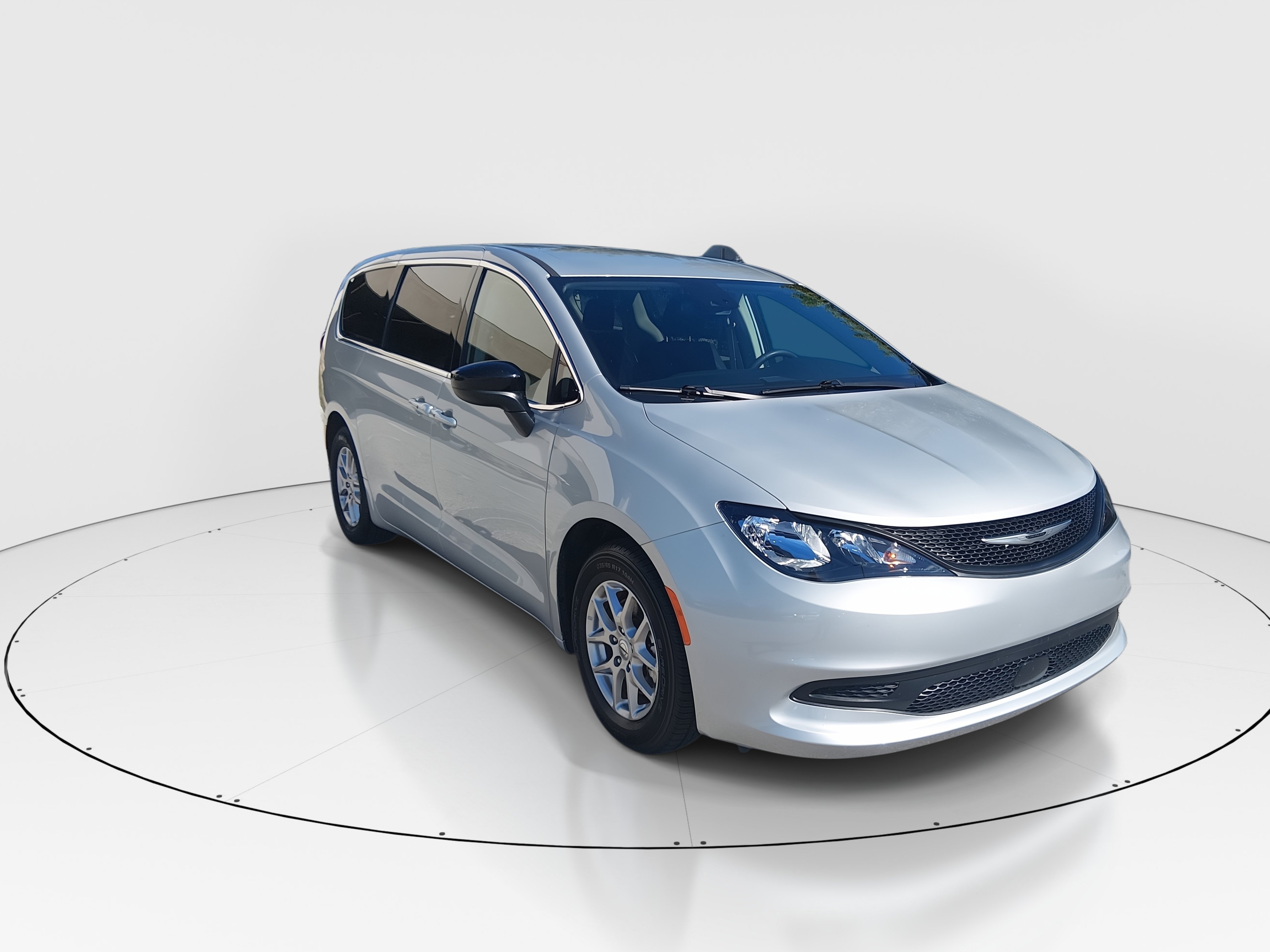 2024 Chrysler Voyager