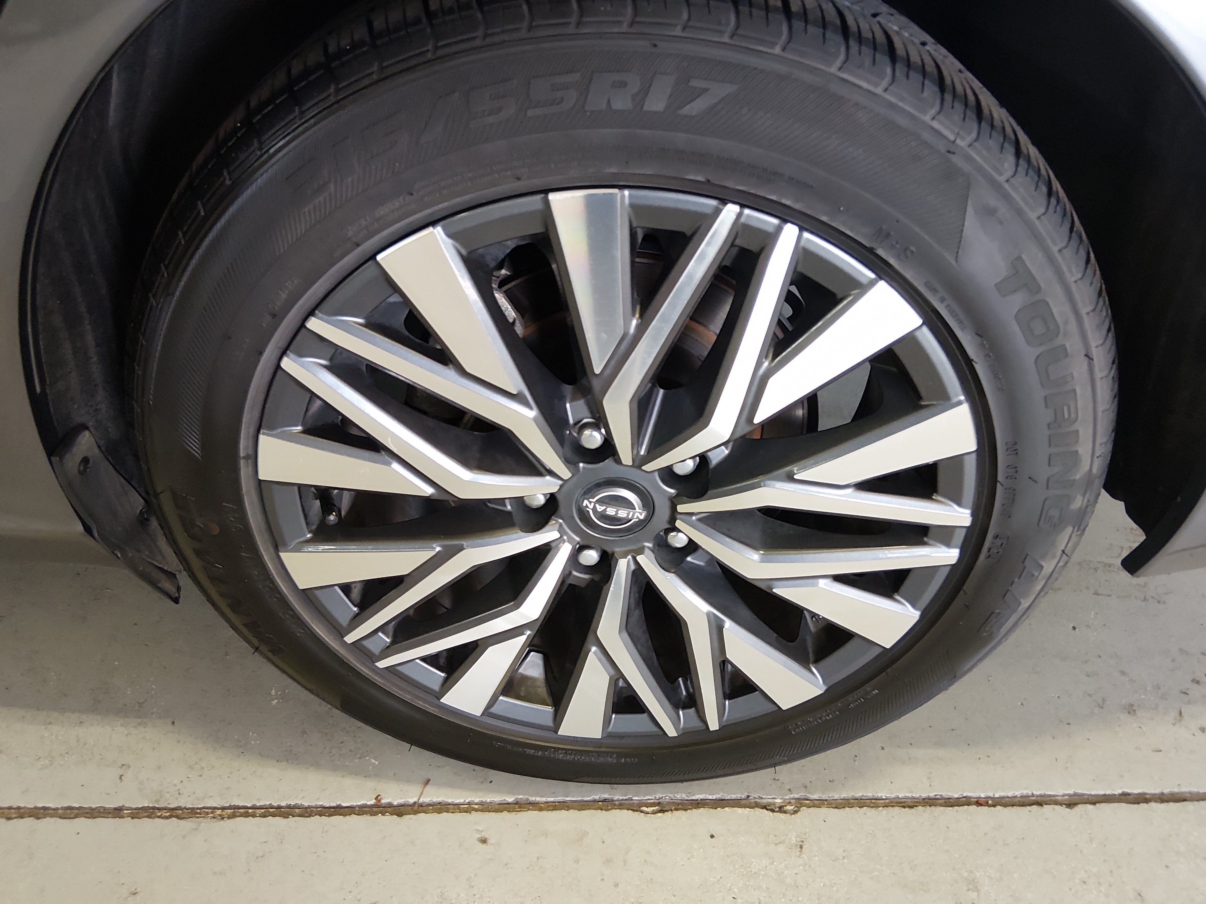 2024 Nissan Altima SV - Photo 17