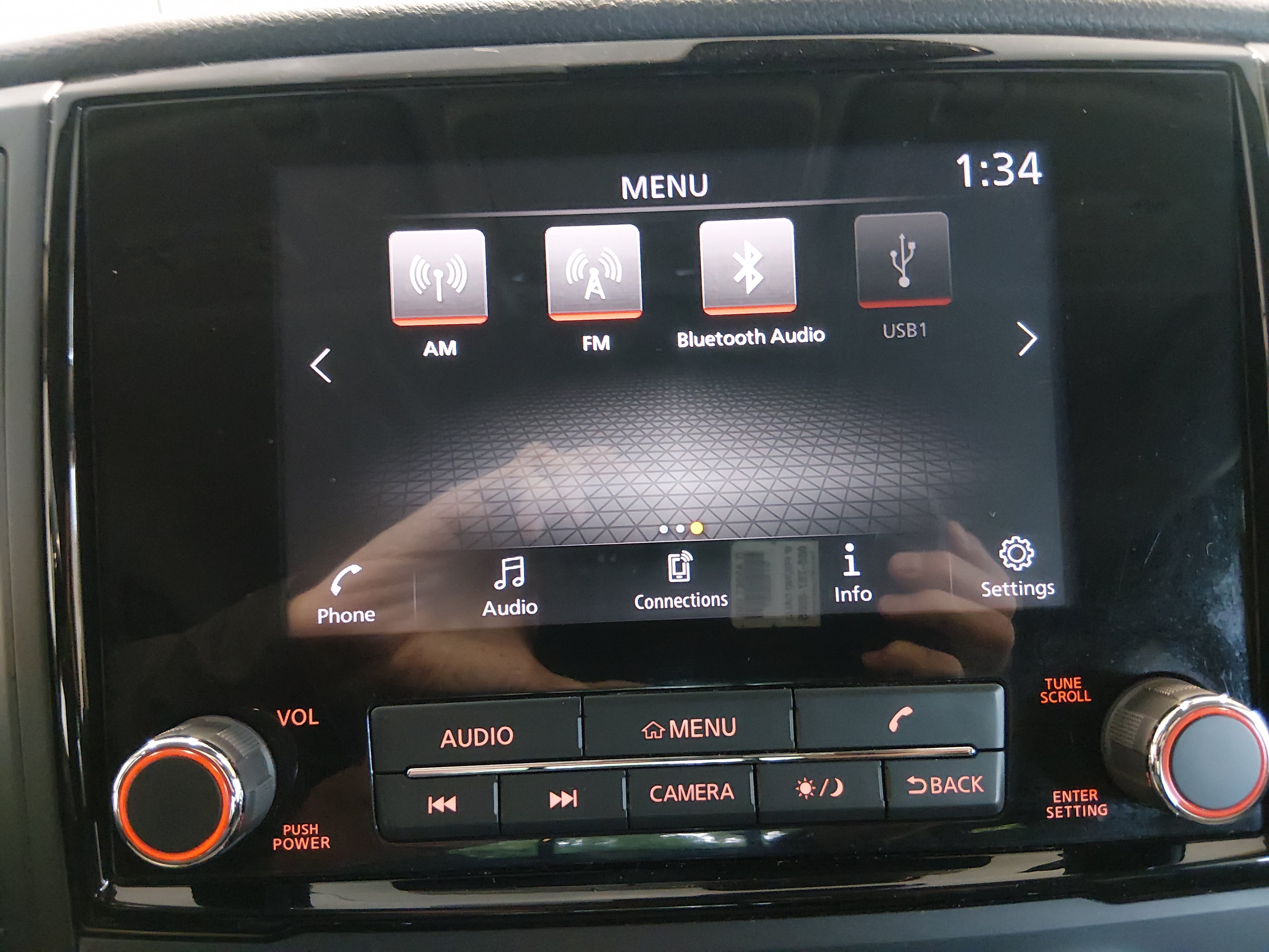 2022 Nissan Titan S - Photo 18