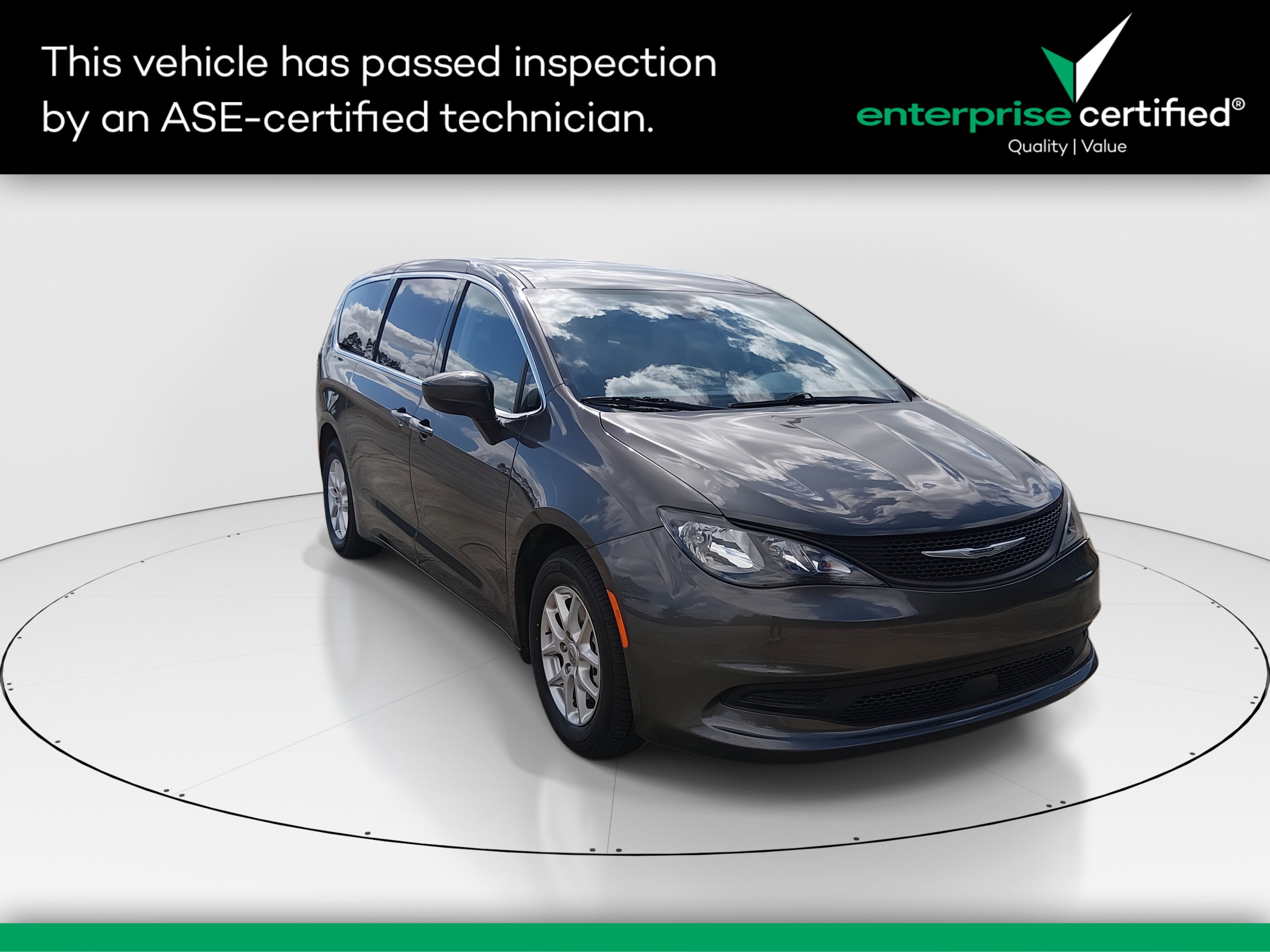 2023 Chrysler Voyager