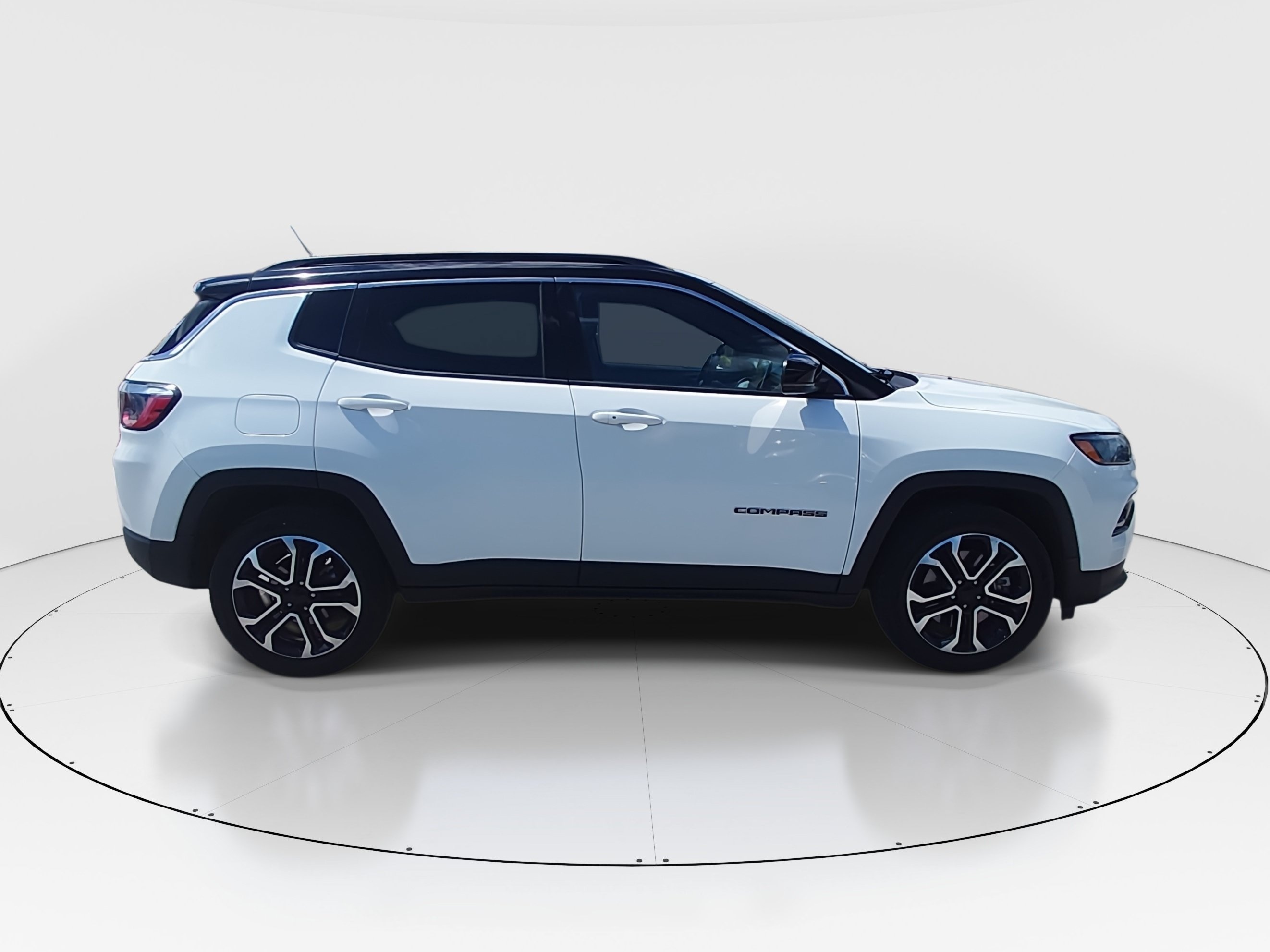 2023 Jeep Compass Limited - Photo 8