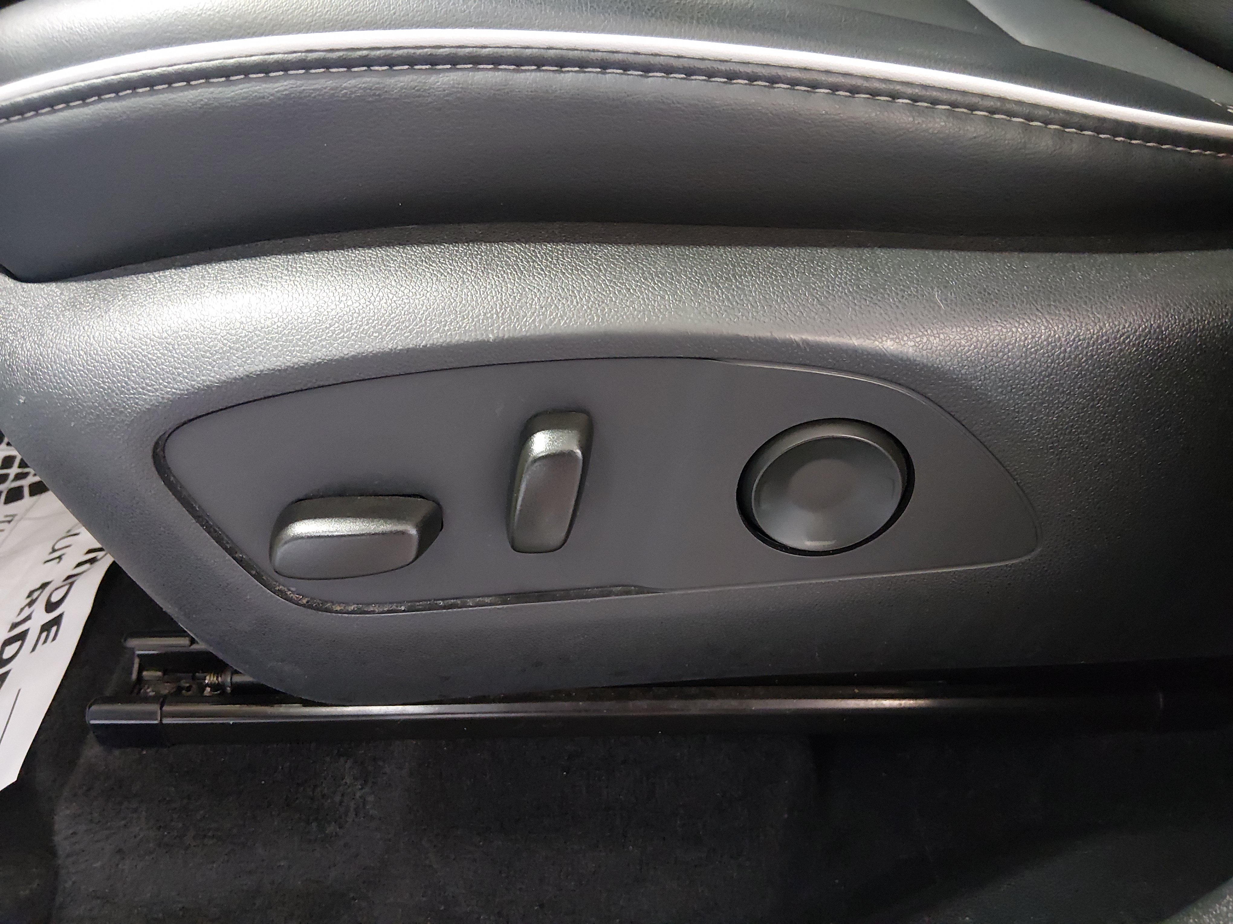 2025 Buick Enclave Preferred - Photo 24