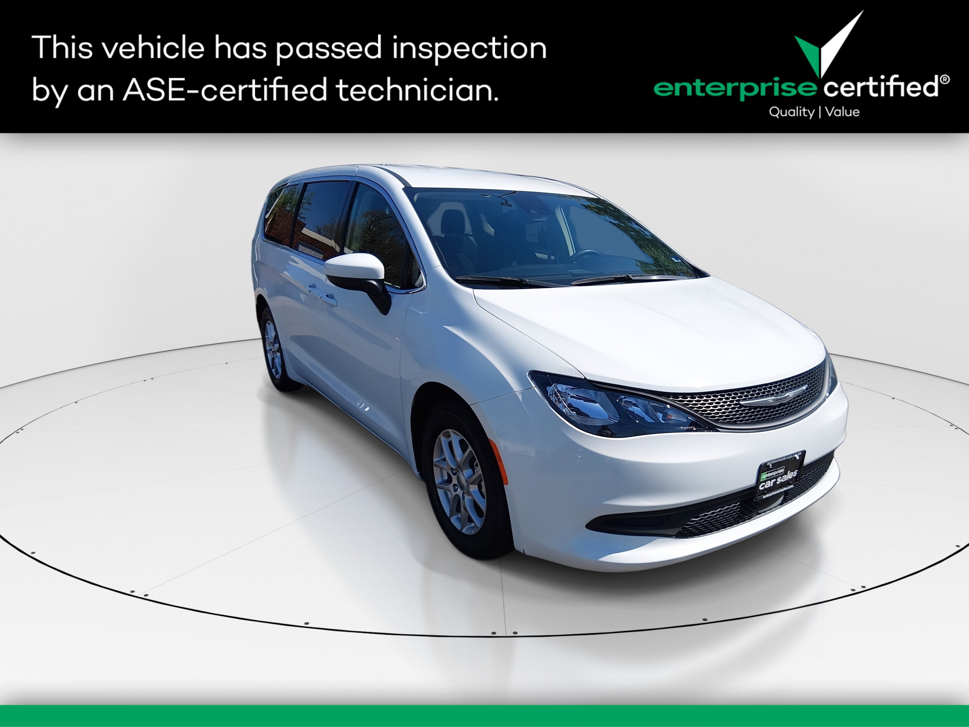 2023 Chrysler Voyager
