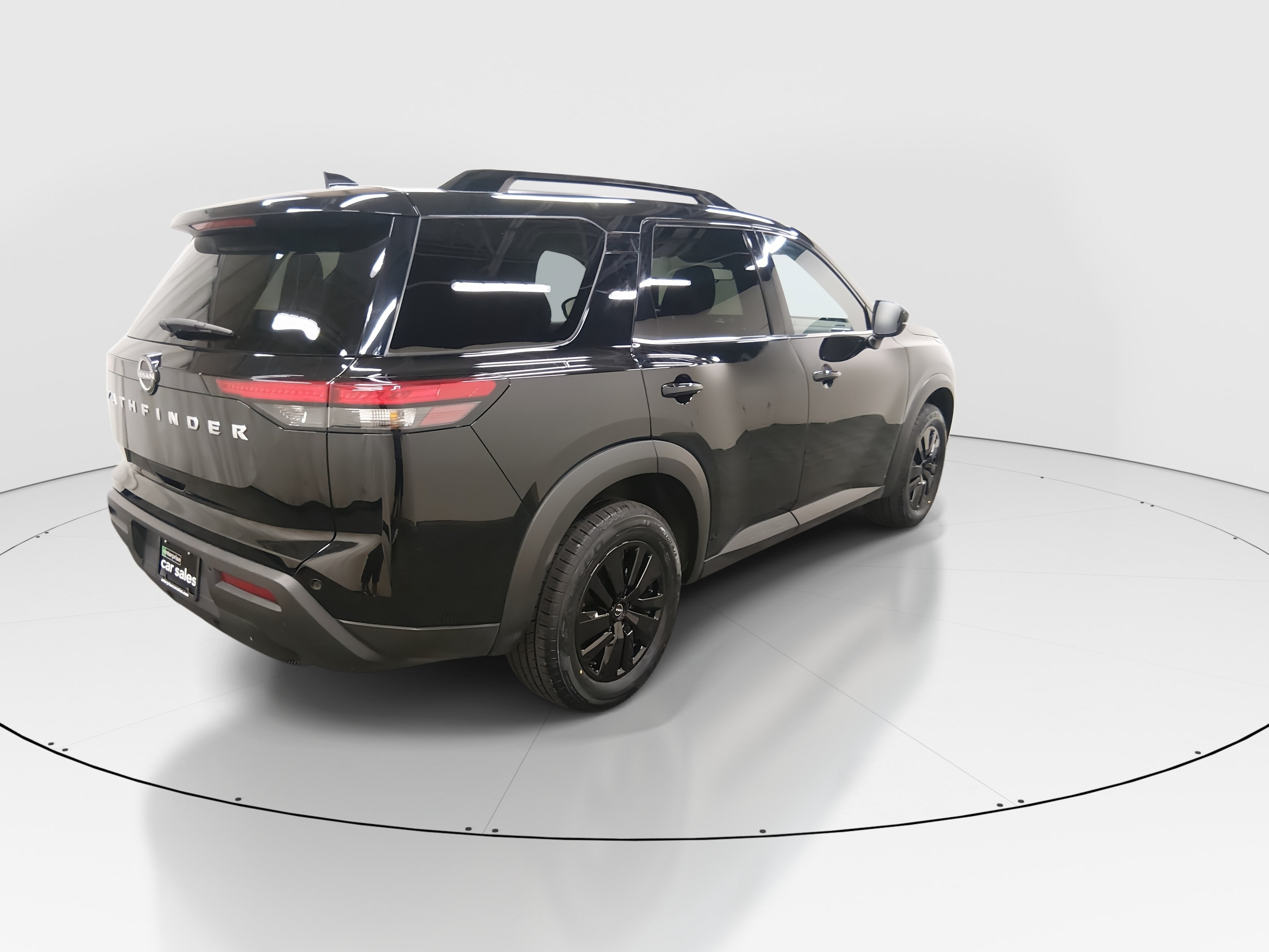 2025 Nissan Pathfinder SV - Photo 7