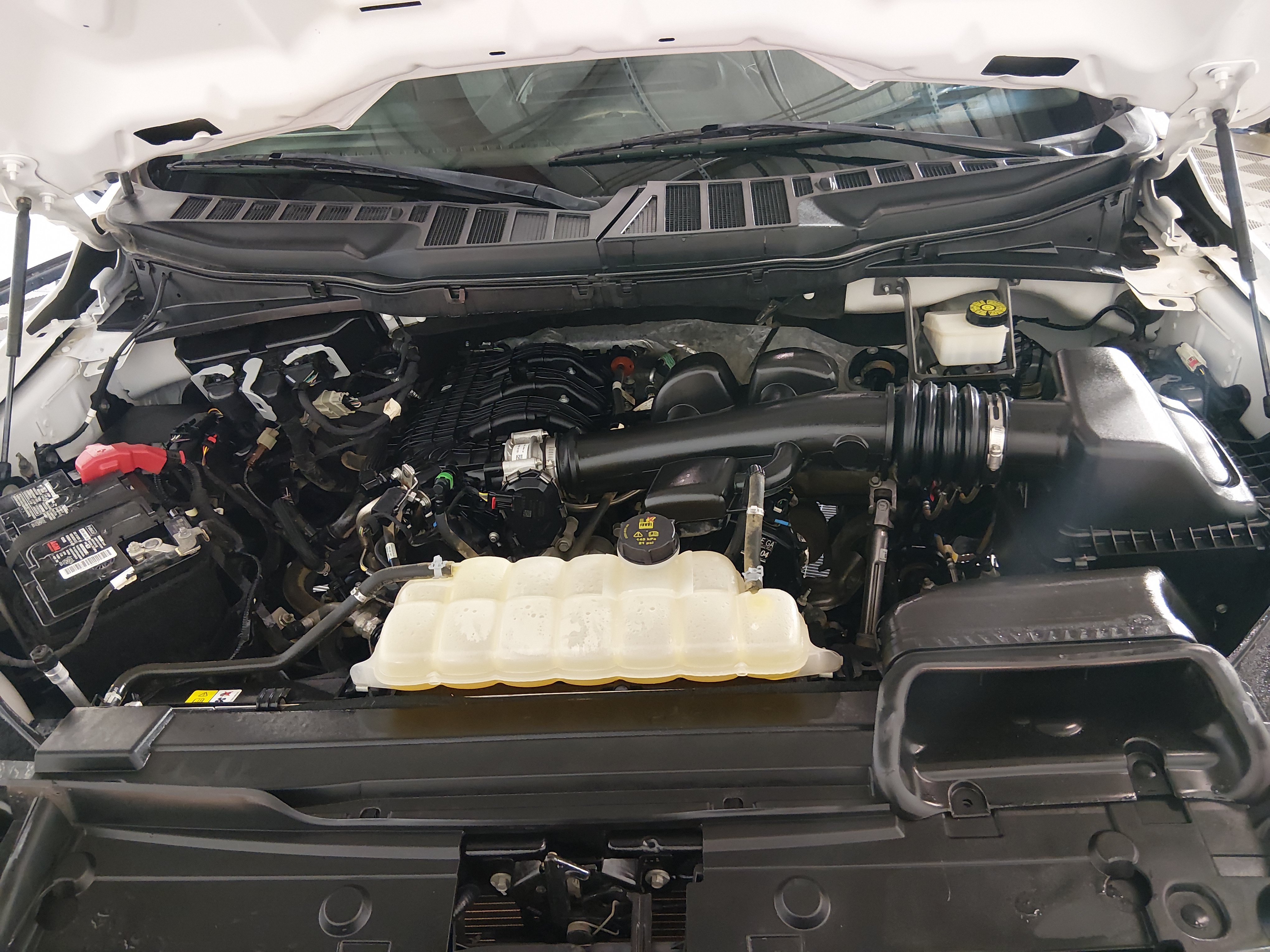2022 Ford F-150 XL - Photo 9