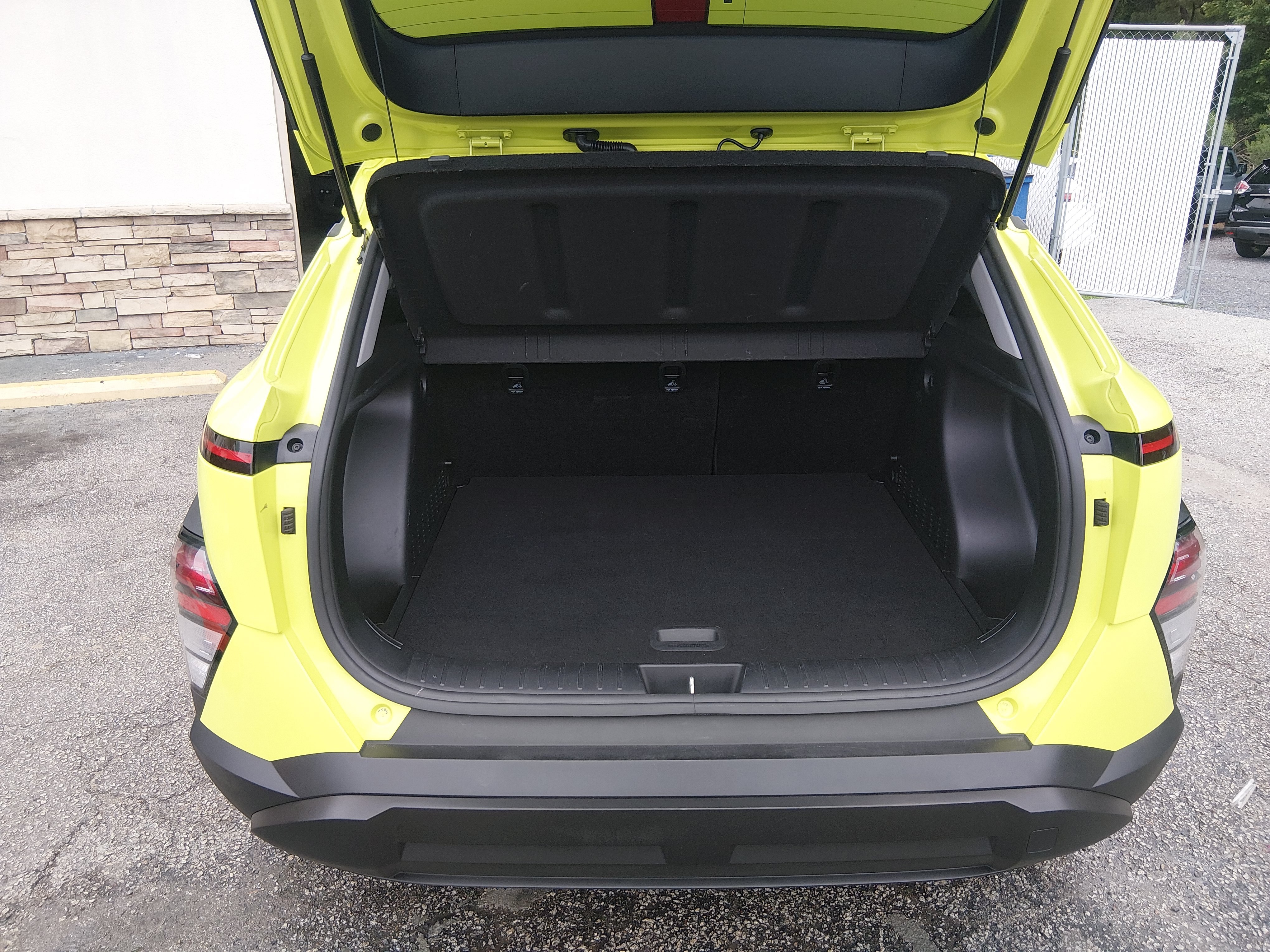 2024 Hyundai Kona SEL - Photo 11