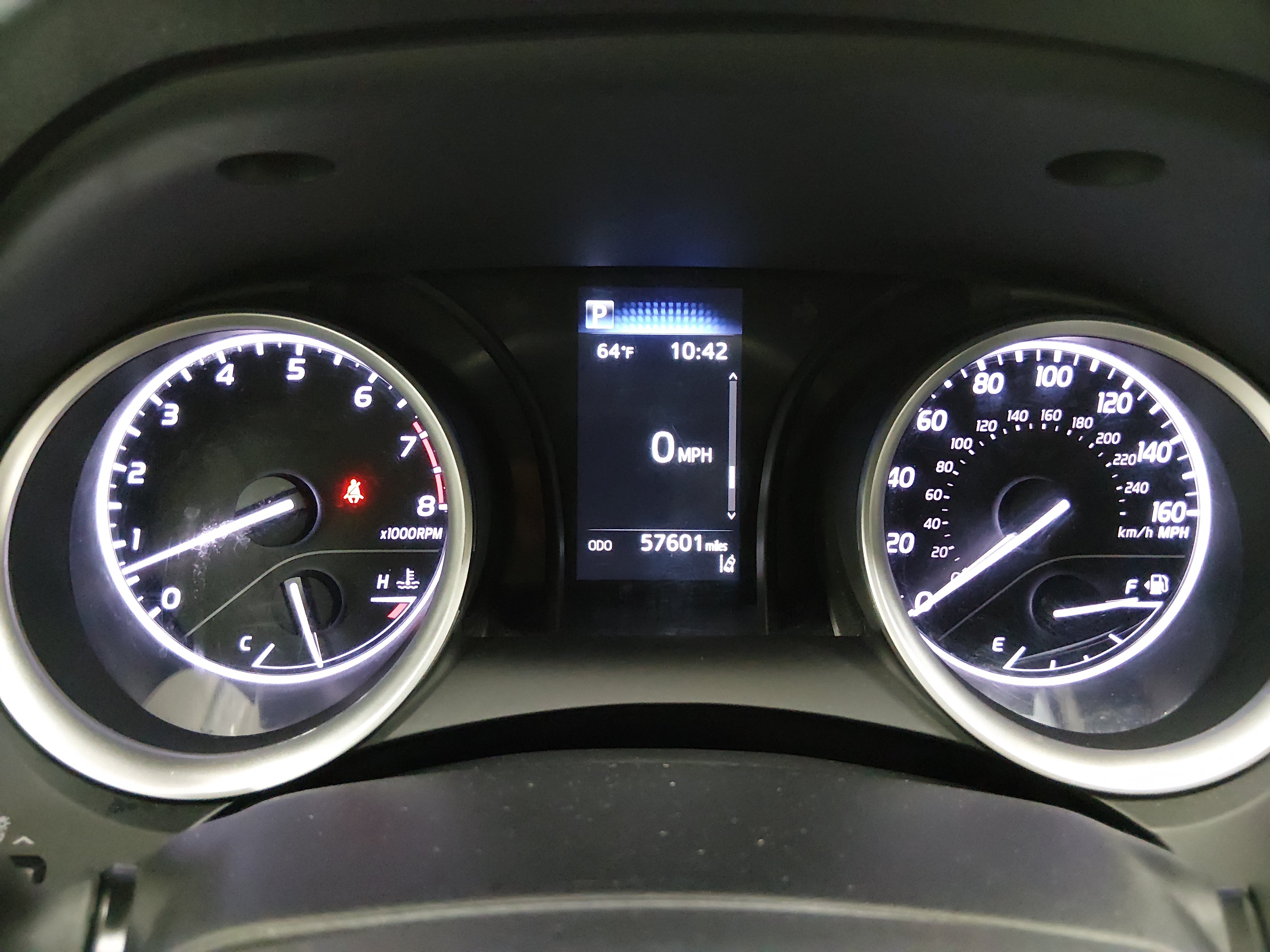 2024 Toyota Camry LE - Photo 14