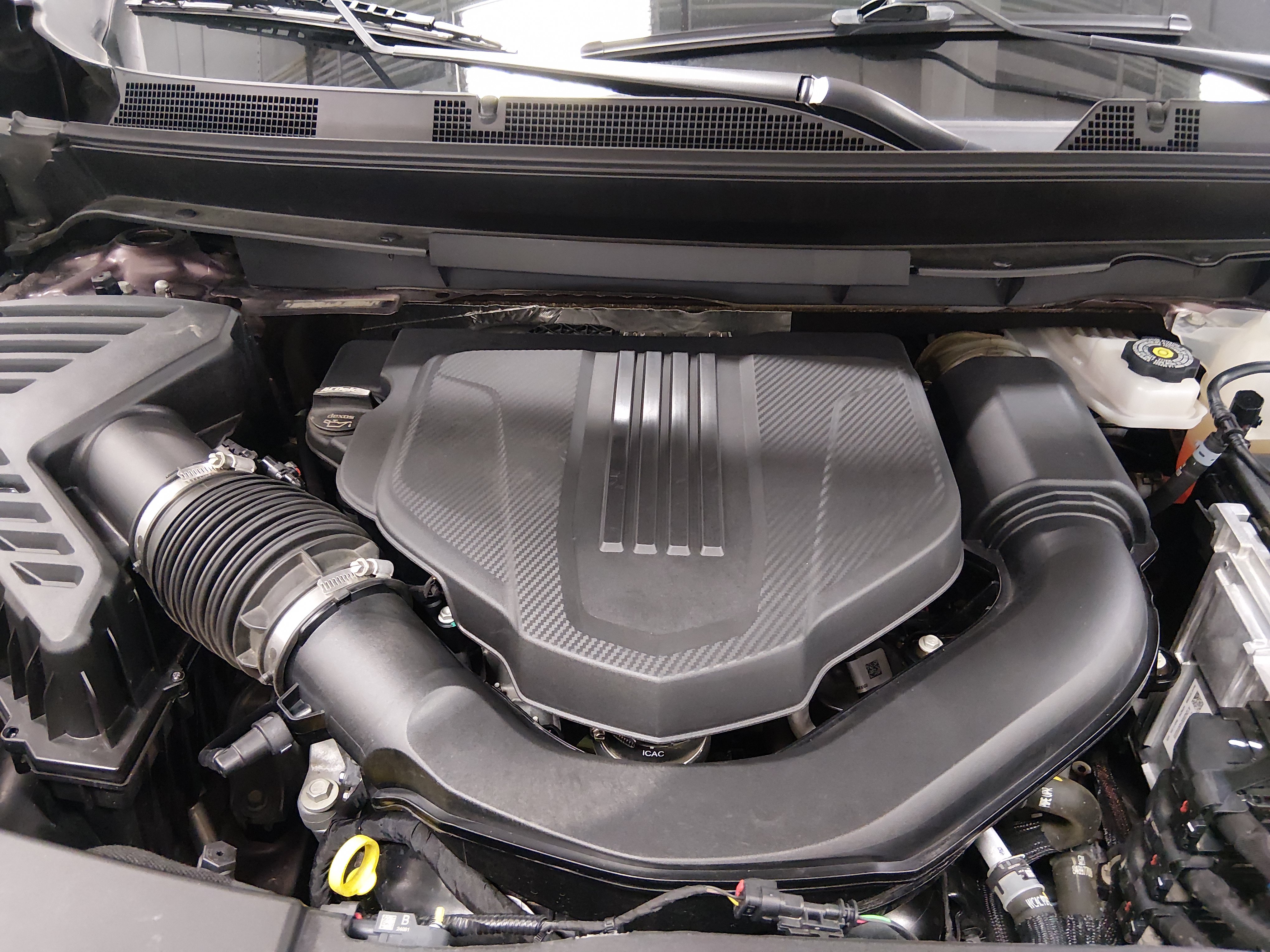 2024 GMC Acadia Elevation - Photo 9