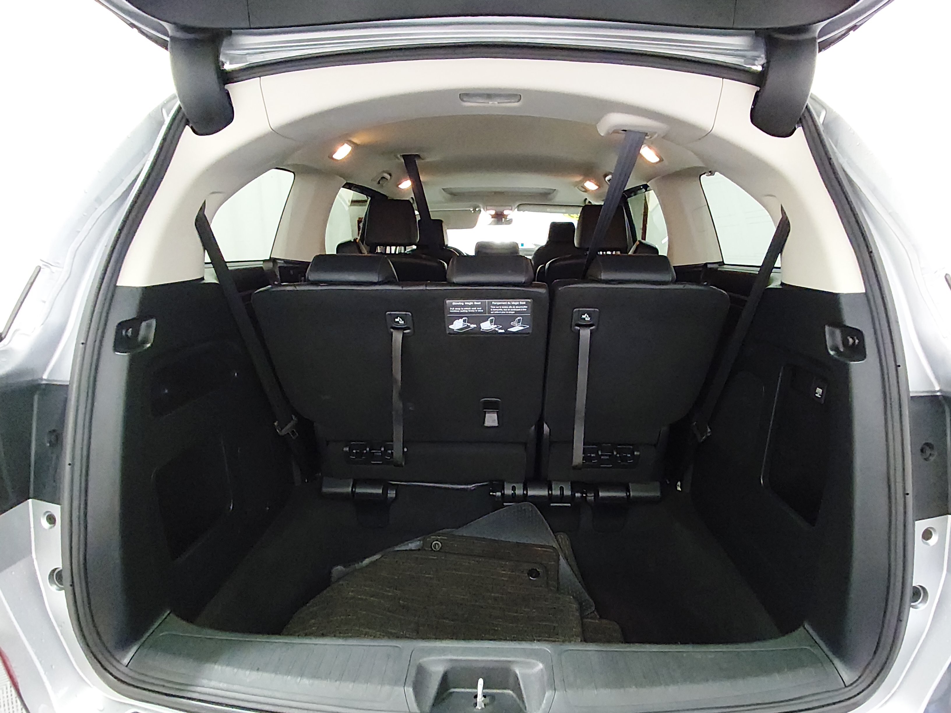 2025 Honda Odyssey EX-L - Photo 11