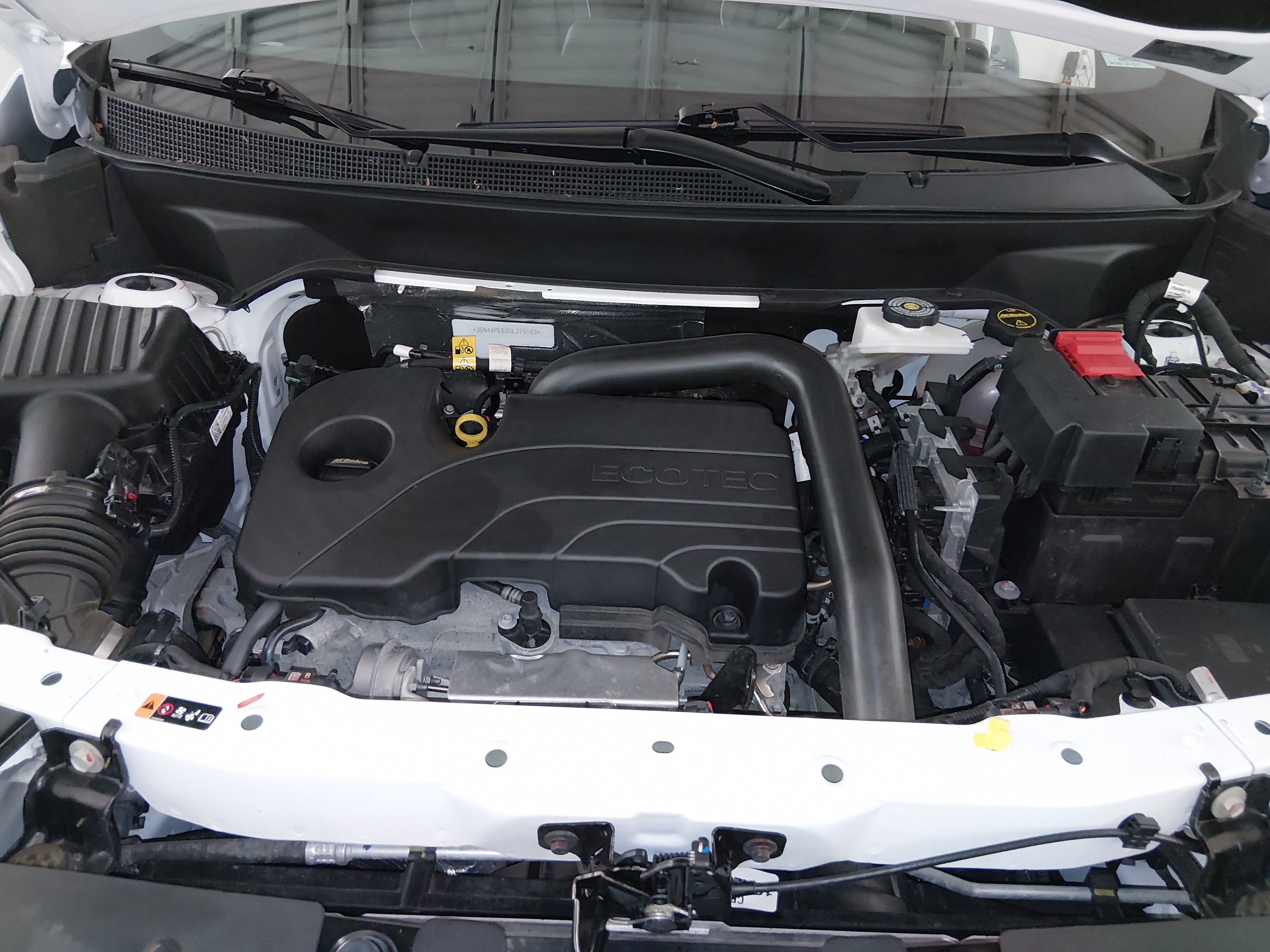 2025 Chevrolet Equinox LT - Photo 9