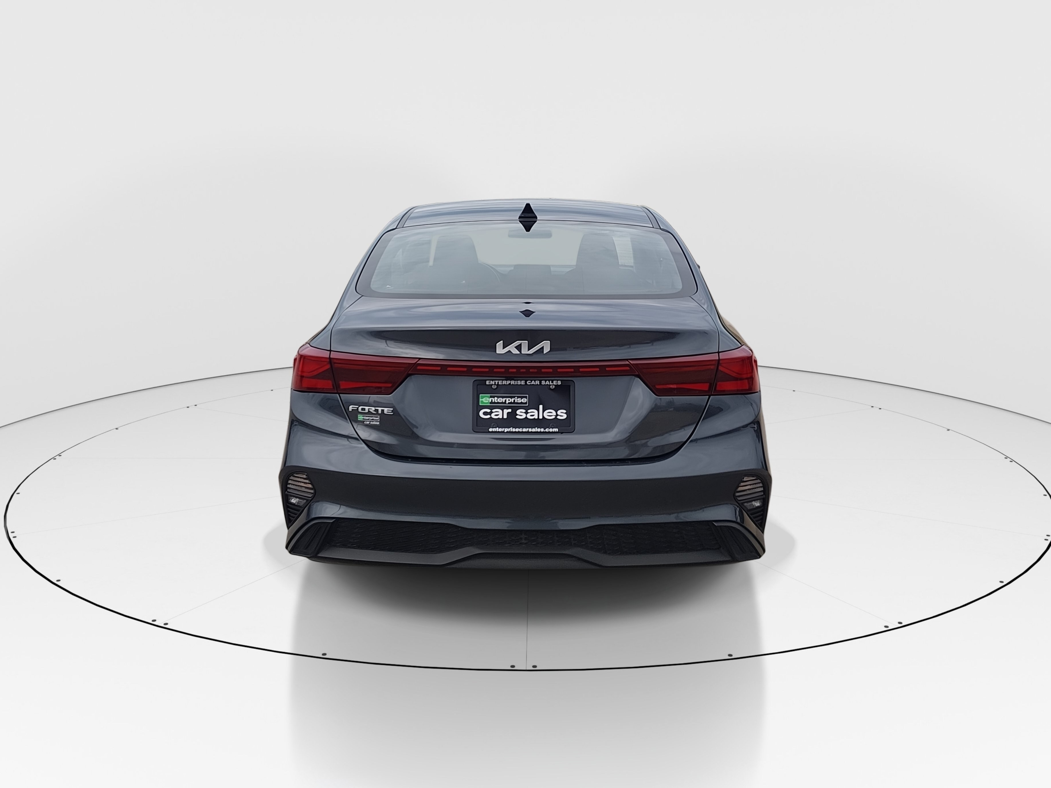 2024 Kia Forte LXS - Photo 6
