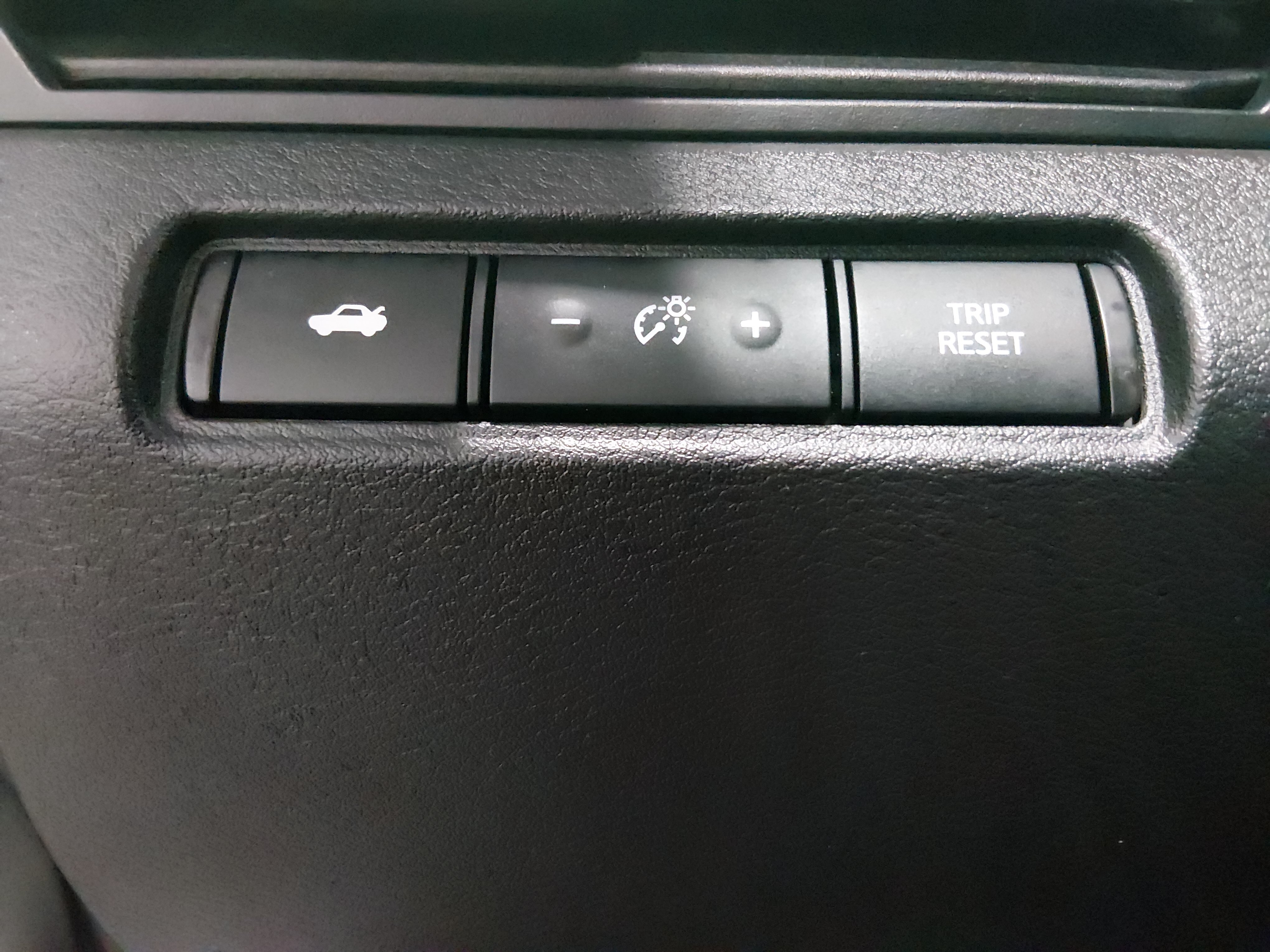 2025 Nissan Altima SV - Photo 13