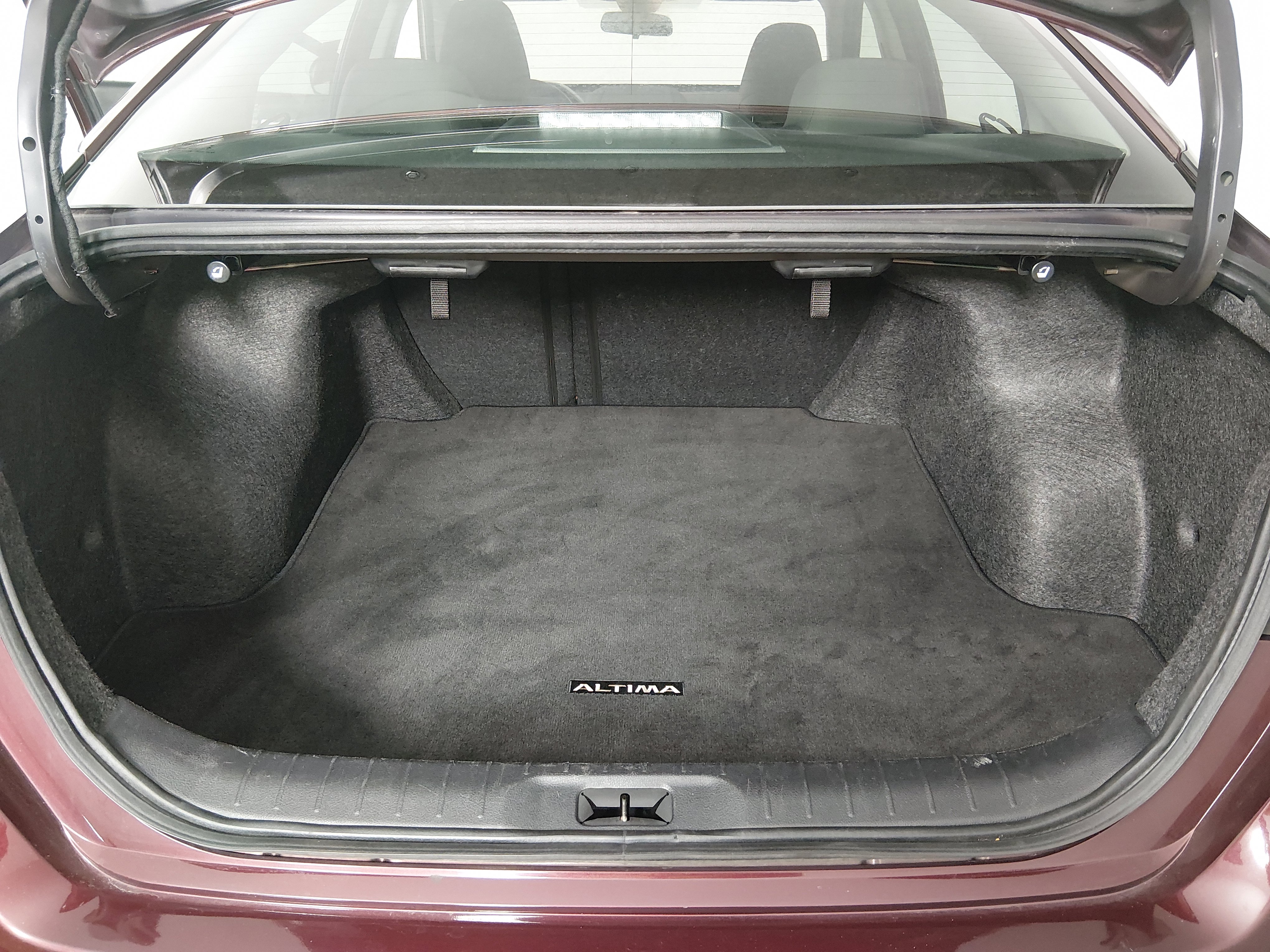 2024 Nissan Altima SV - Photo 11