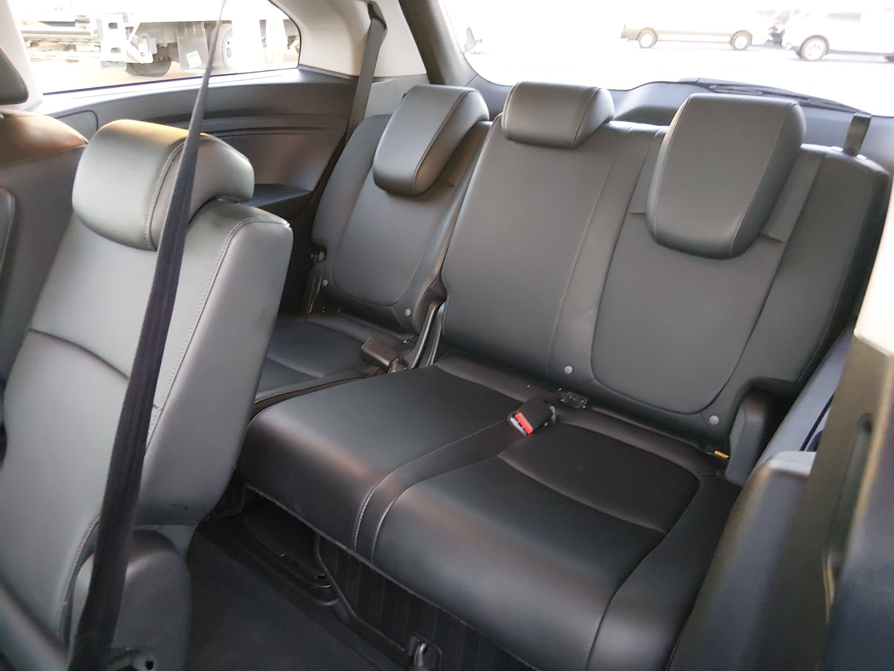 2025 Honda Odyssey EX-L - Photo 18