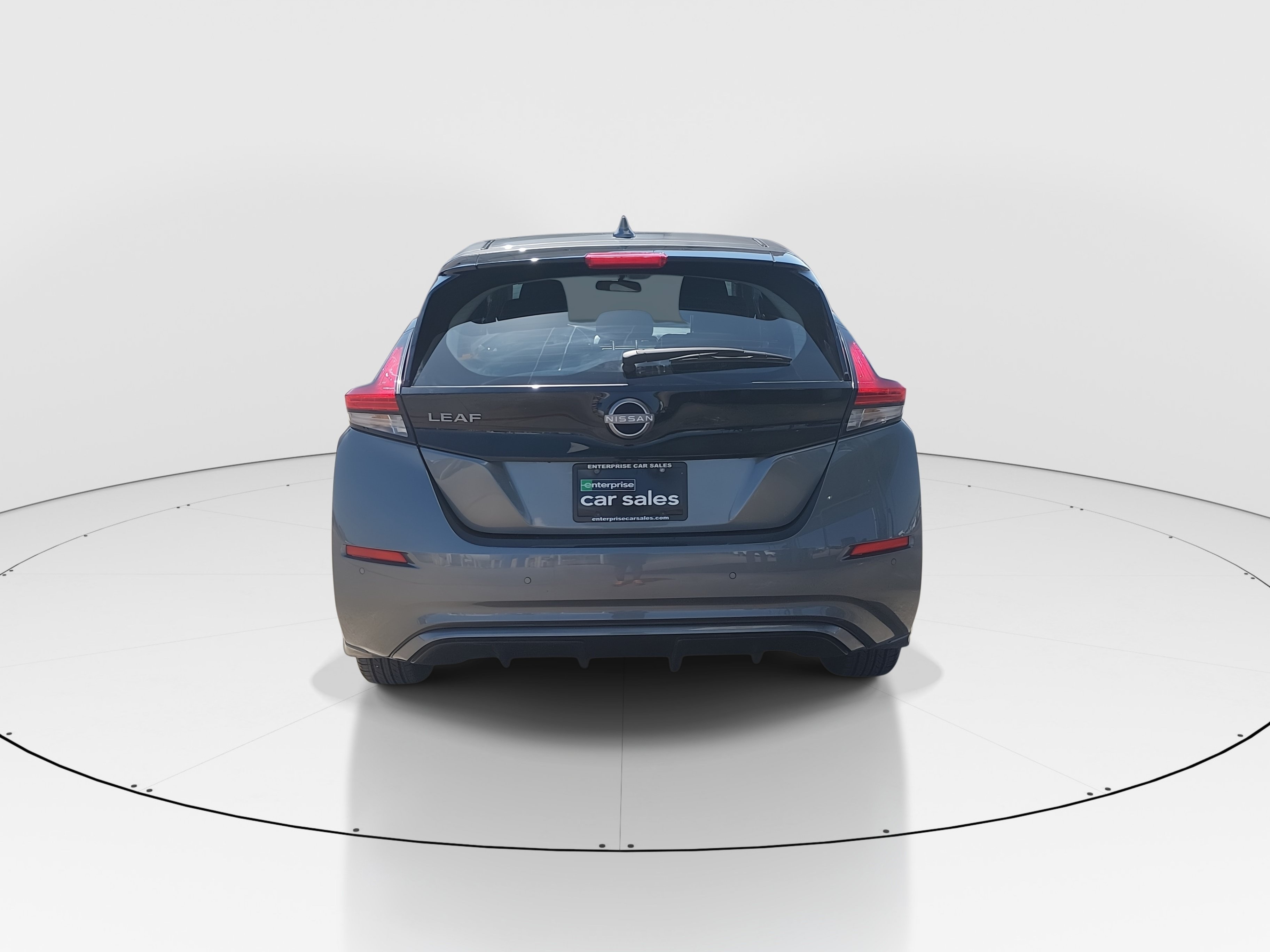 2025 Nissan Leaf 6