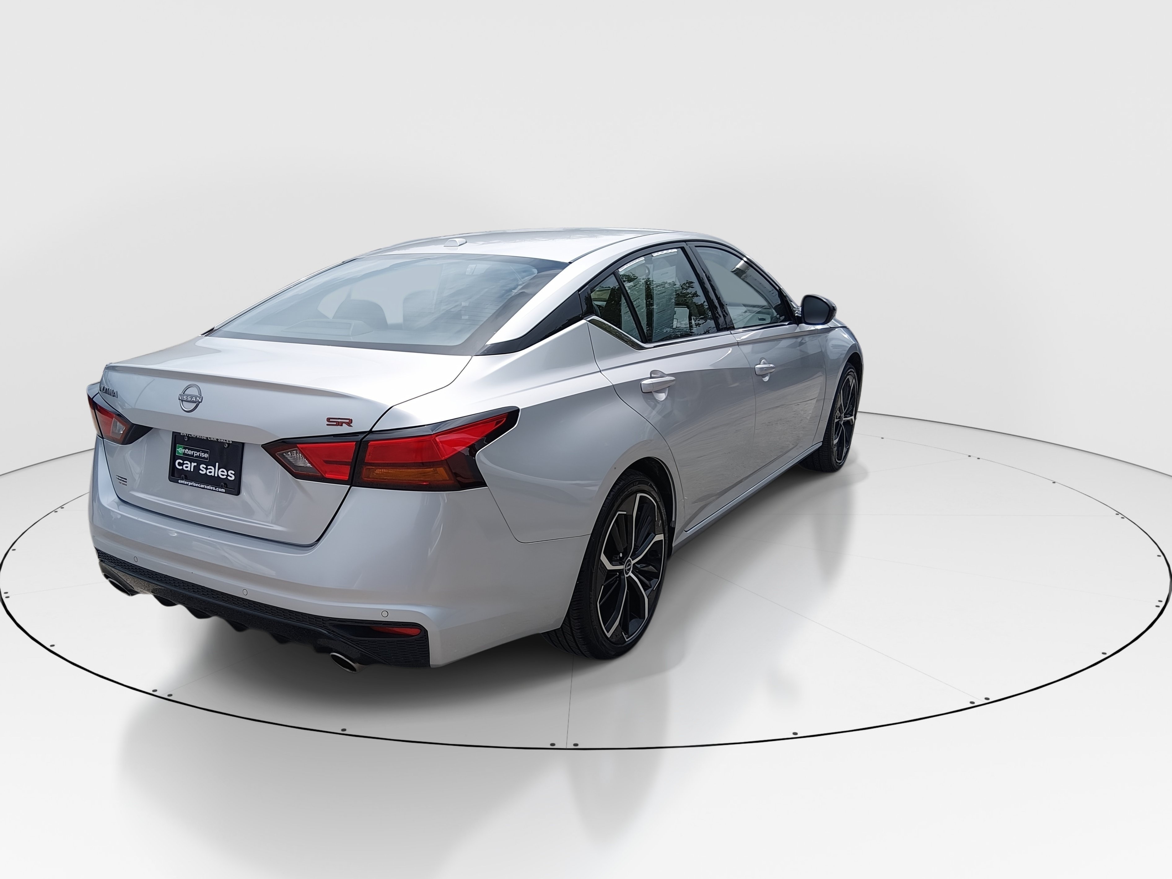 2024 Nissan Altima SR - Photo 7